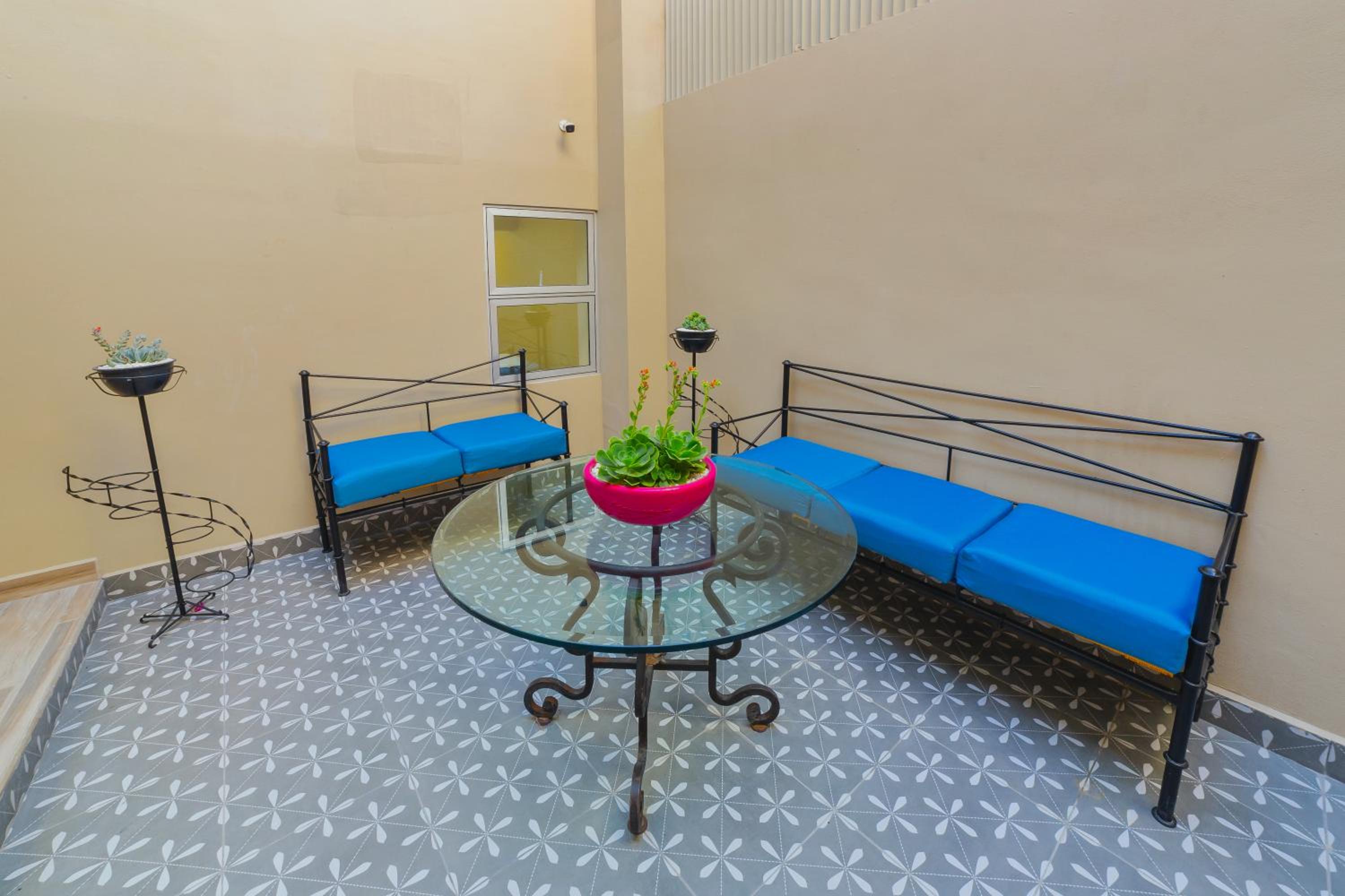 Árbol Suites