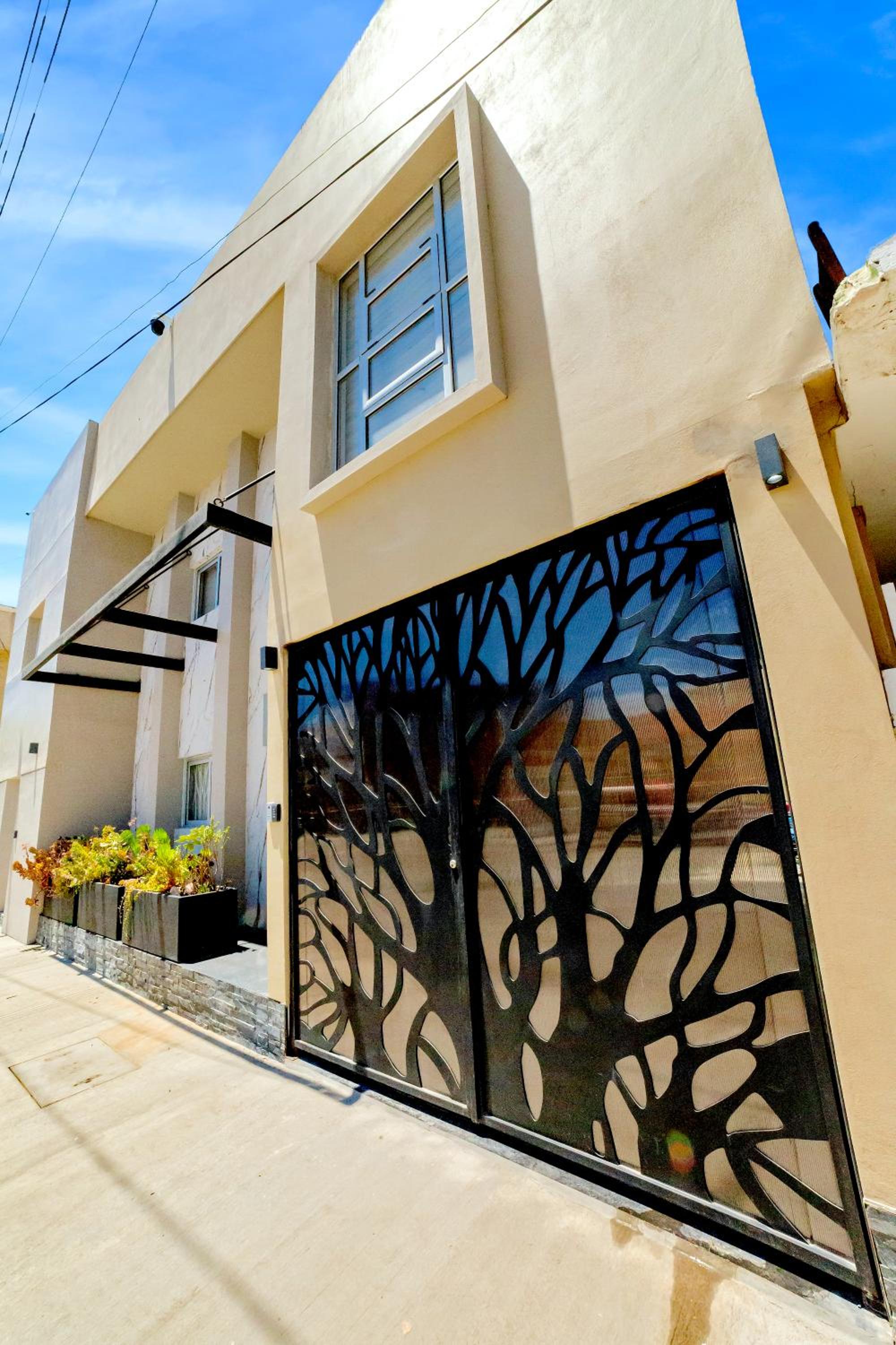 Árbol Suites