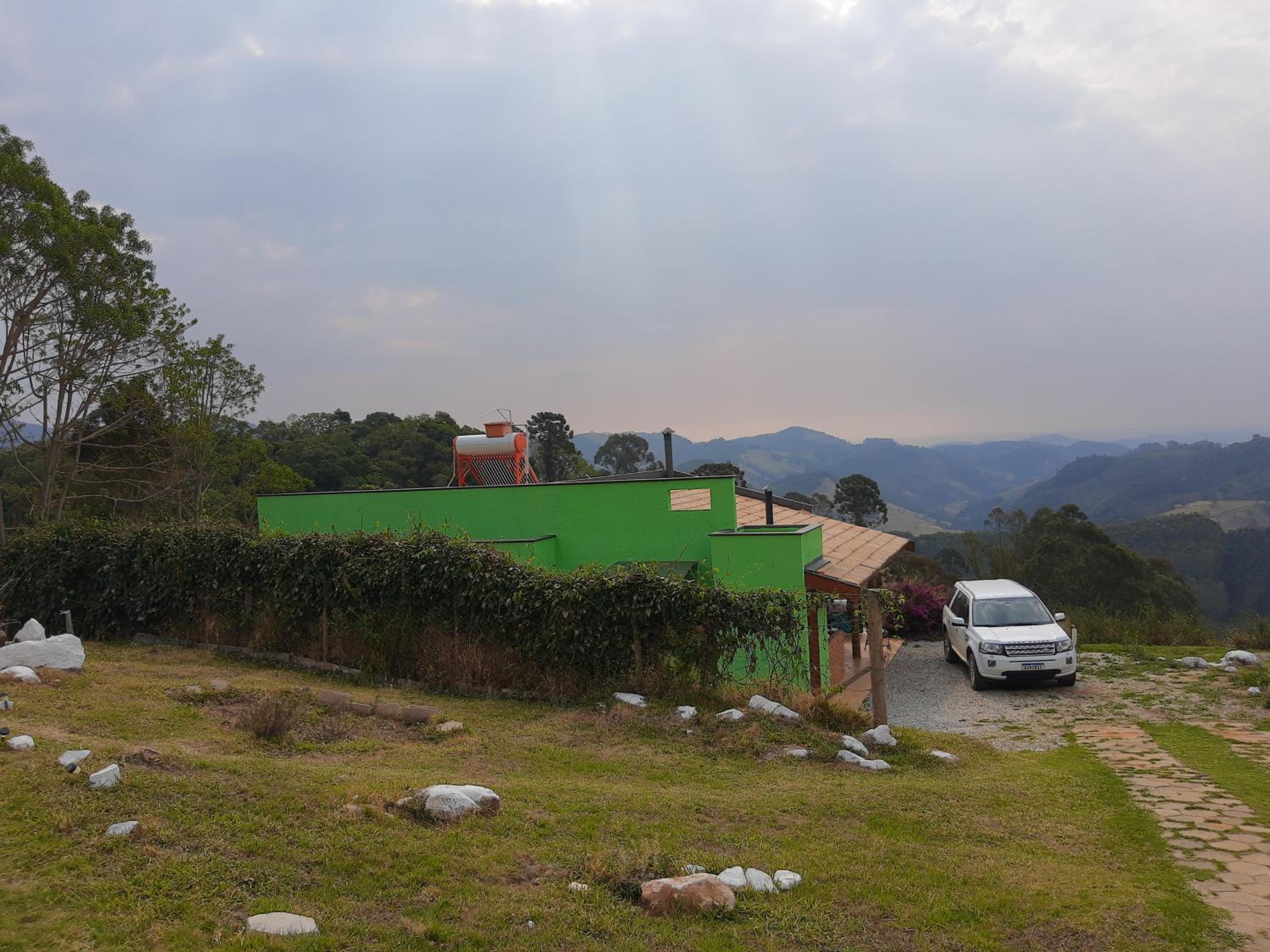 CASA NA MONTANHA