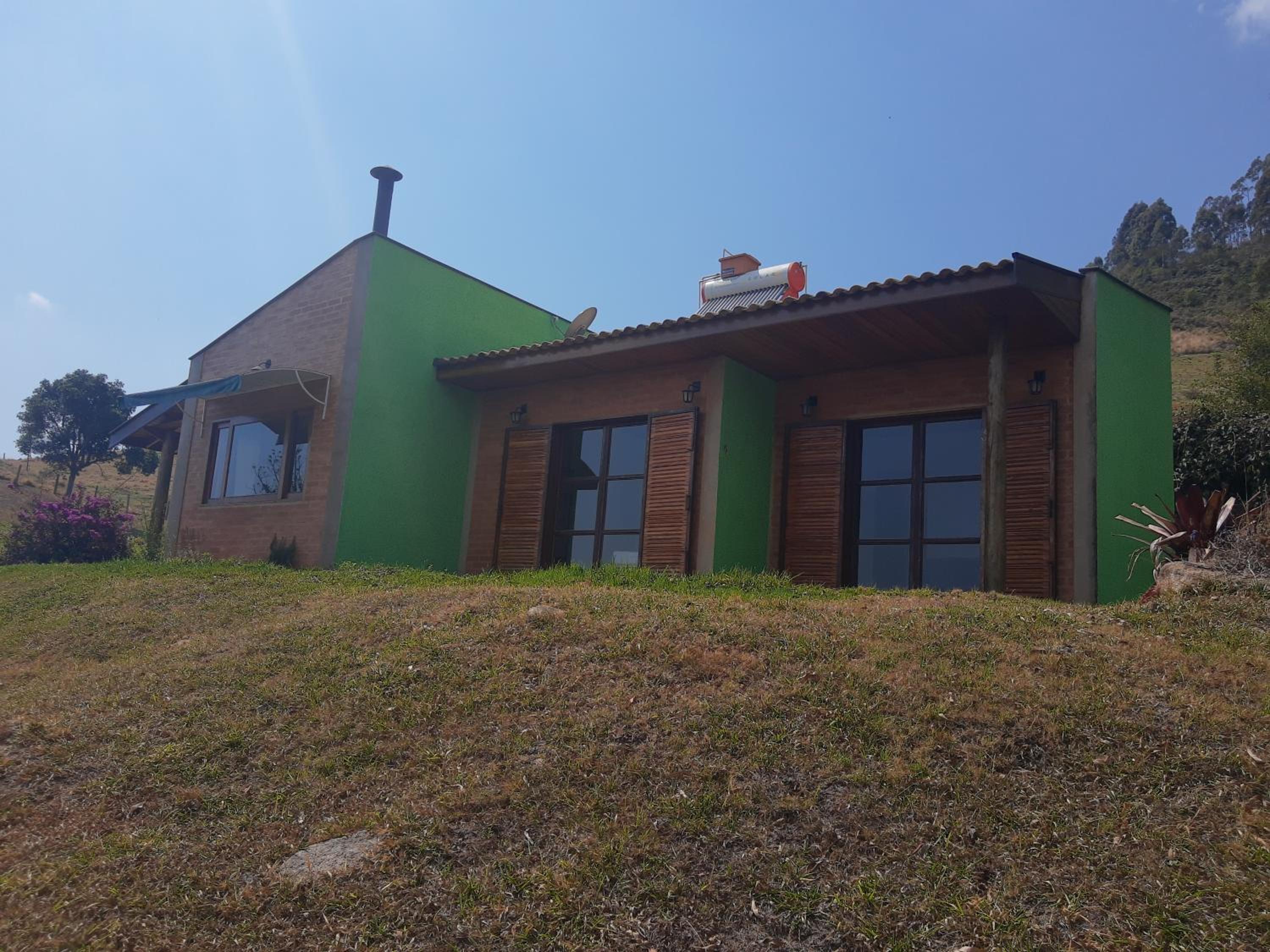 CASA NA MONTANHA