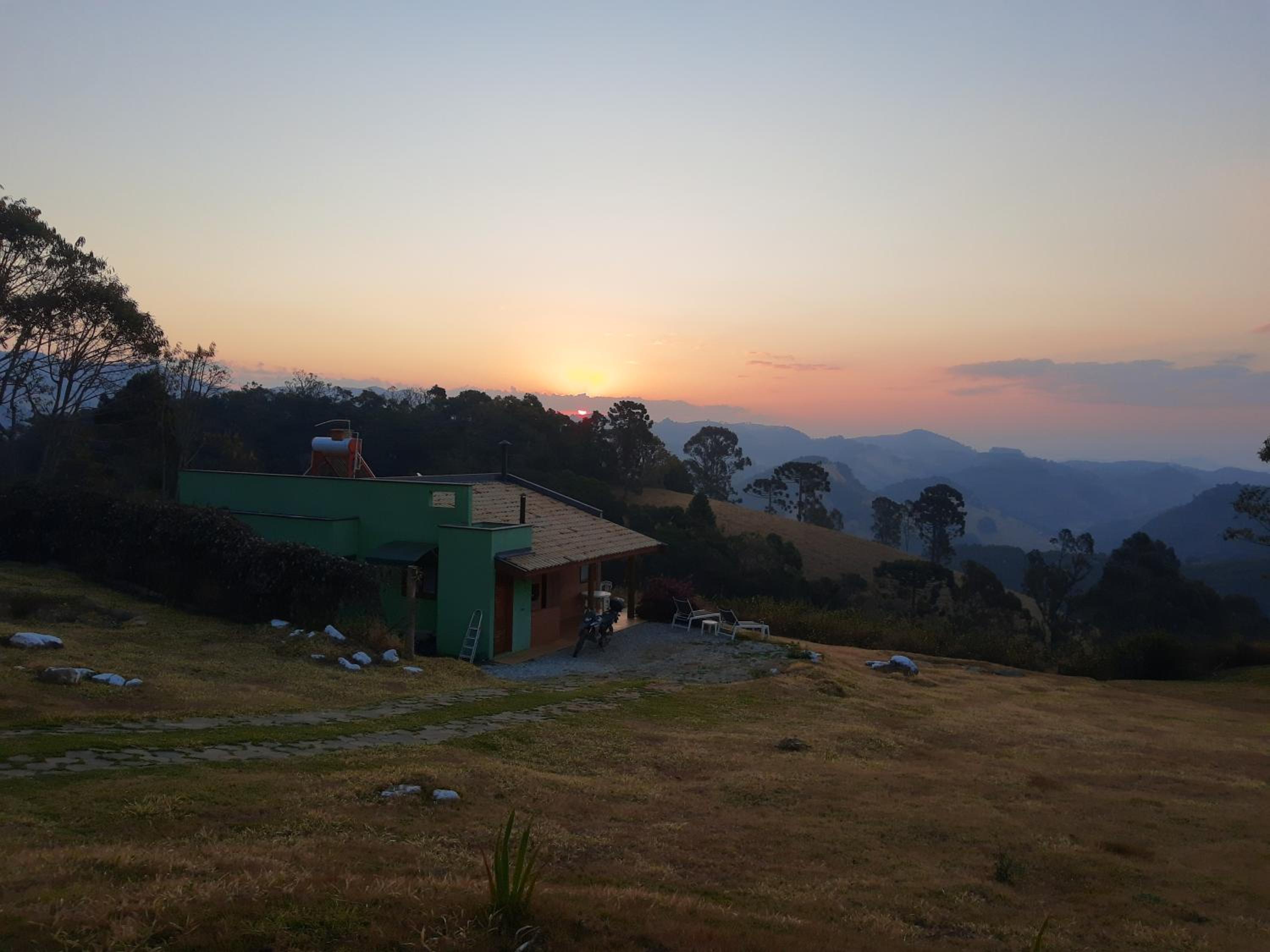 CASA NA MONTANHA