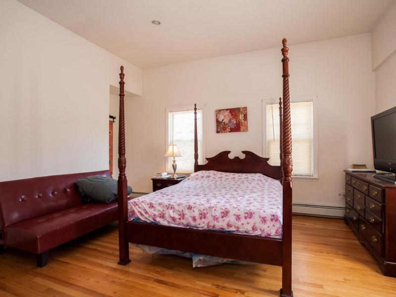 The Windsor Inn Guest House view 2