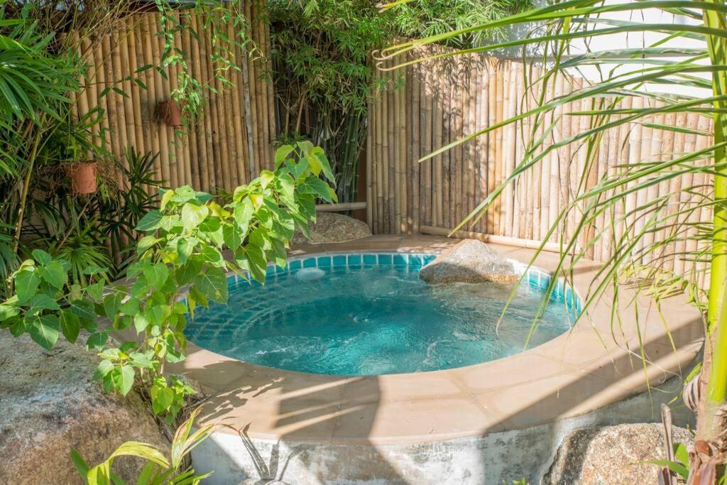 4BR Walk to Beach Private Pool & Jacuzzi view 5