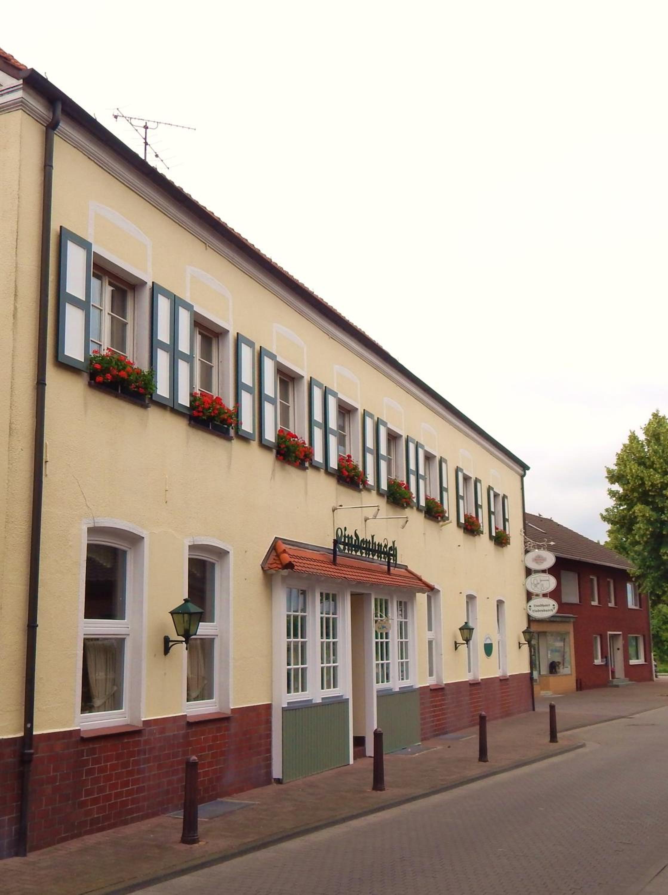 Photo 43