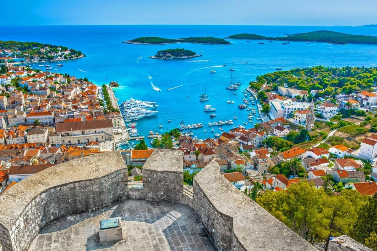 Anna in Hvar * Mittel-Dalmatien view 5