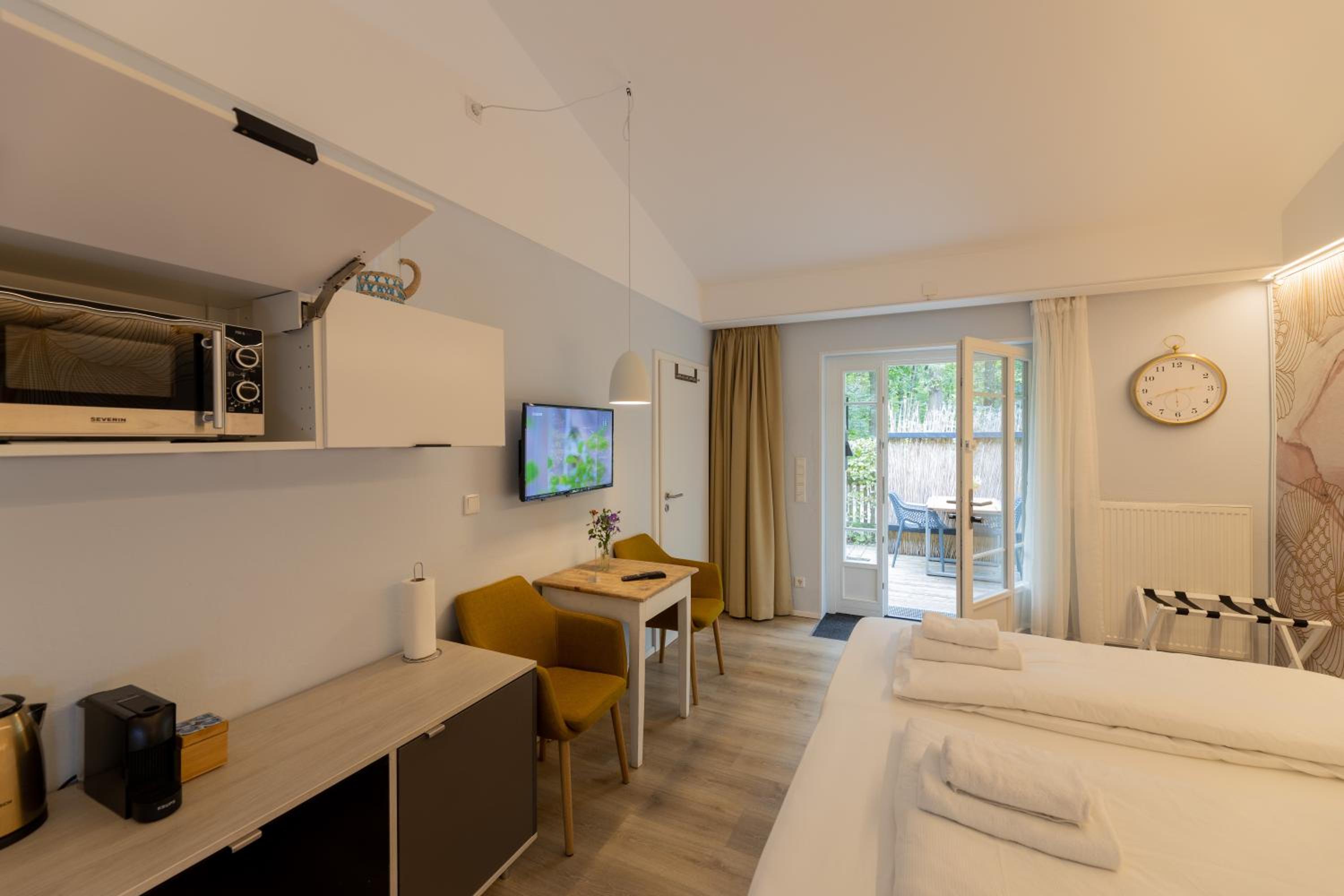 Little Suite Apartments