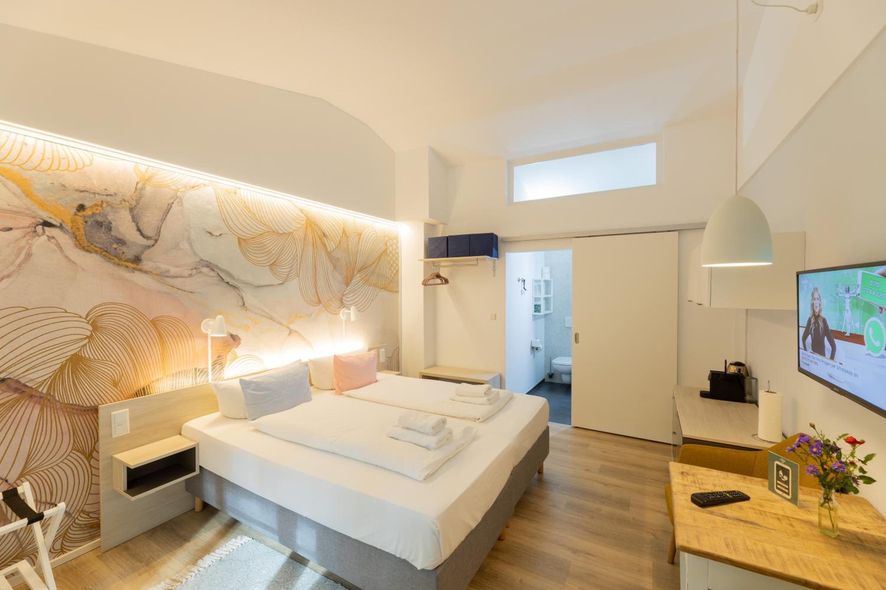Little Suite Apartments