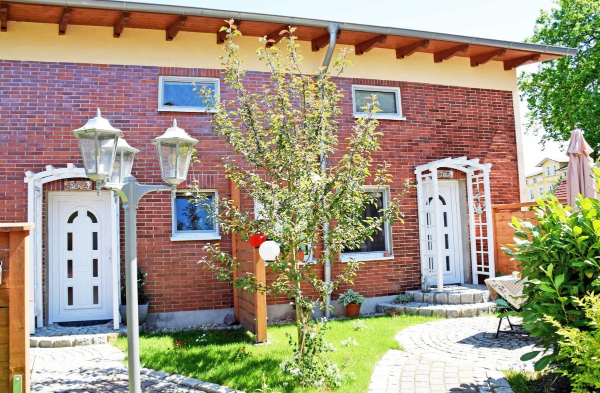 Ferienhaus zum Hafen in Altefaehr view 2