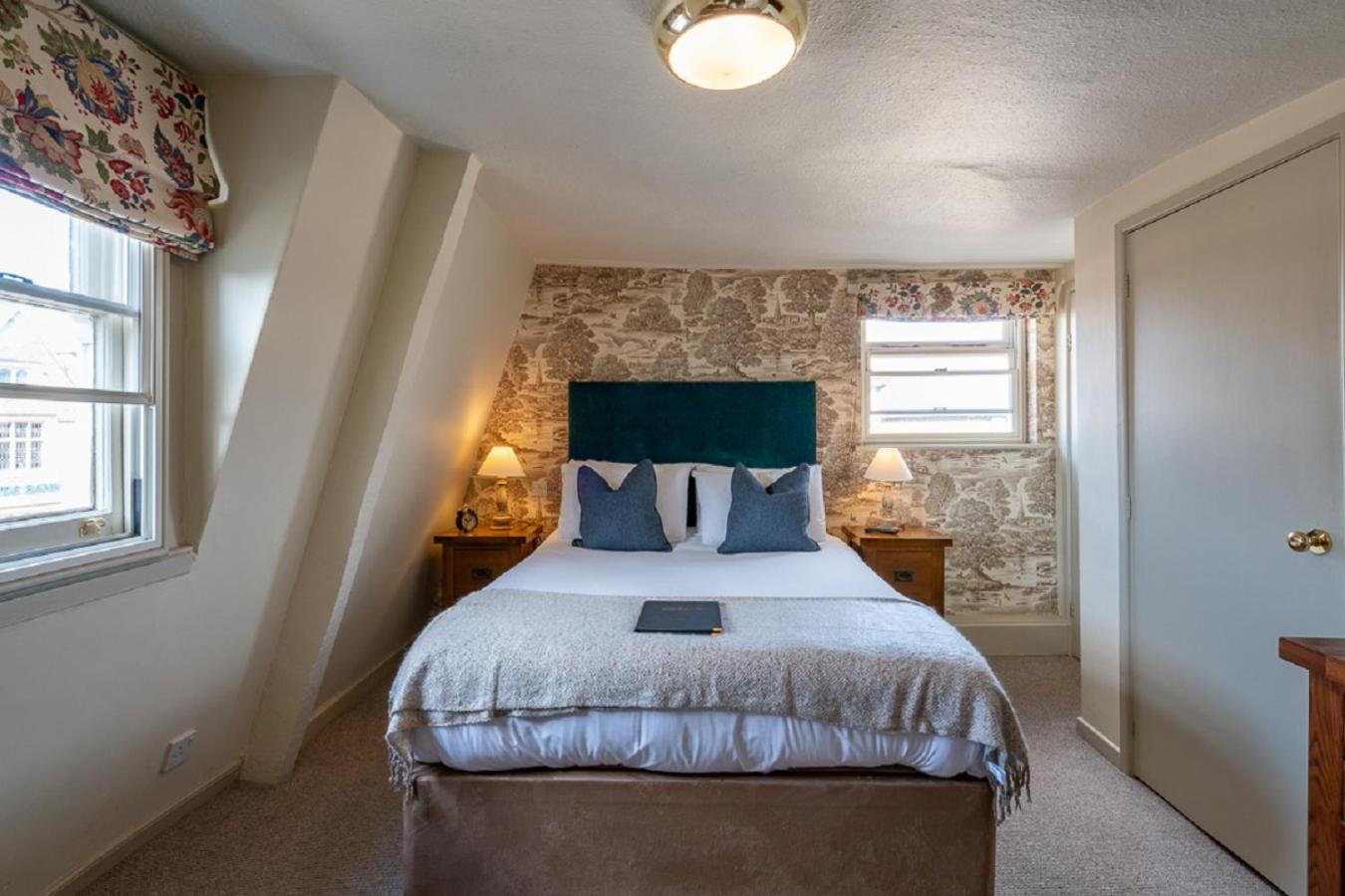 Melksham Vacations - The Kings Arms Hotel - Property Image 9