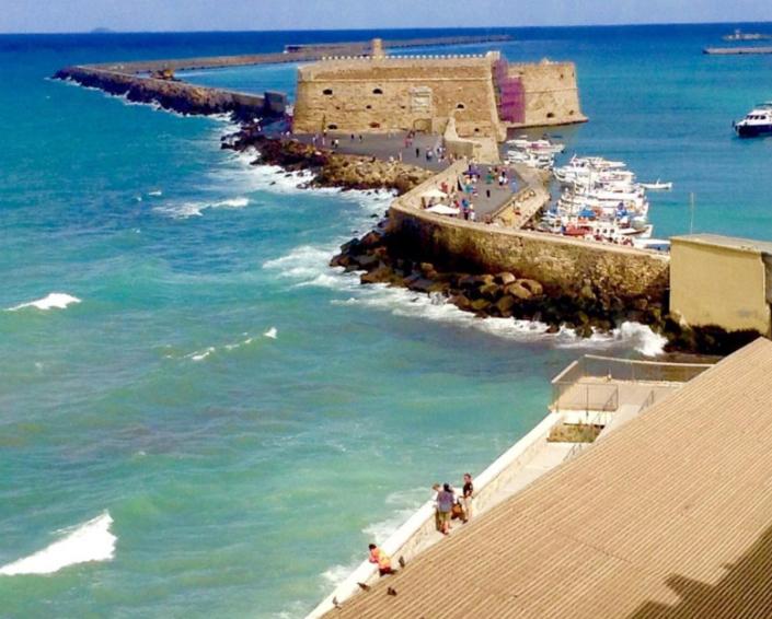 Heraklion Old Port Apartments
