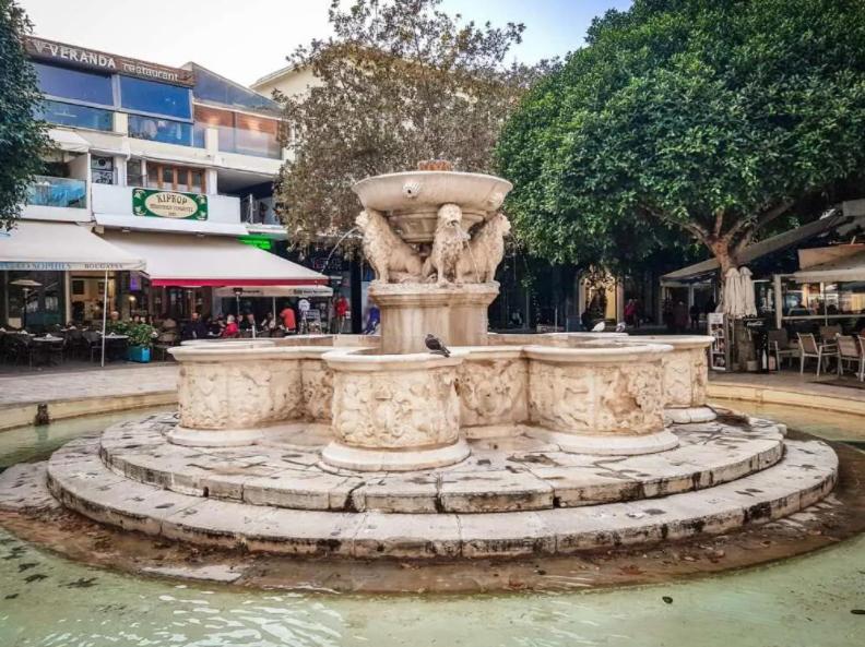 Heraklion Old Port Apartments