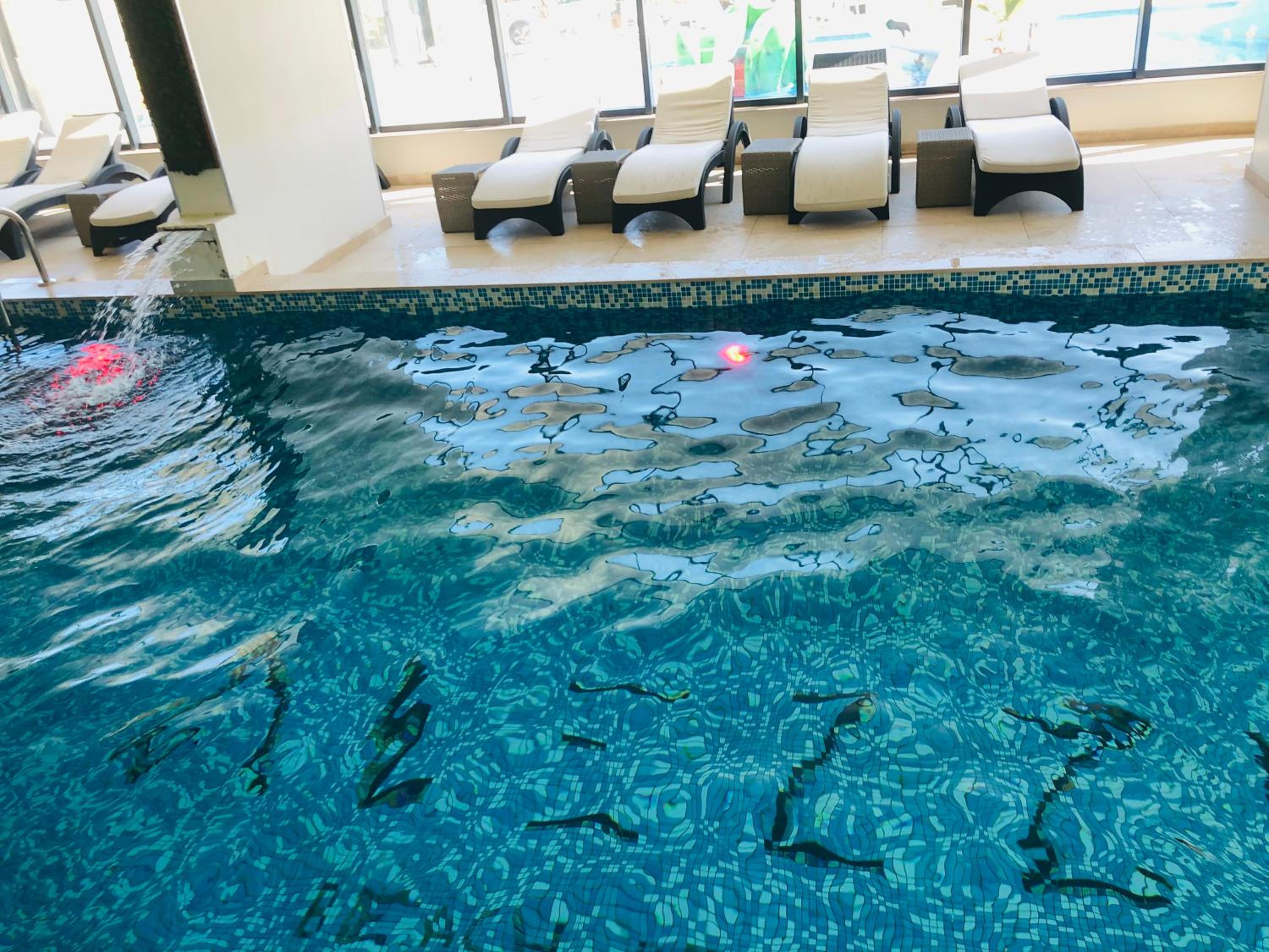 North Spa&Pools AlezziBeach view 3