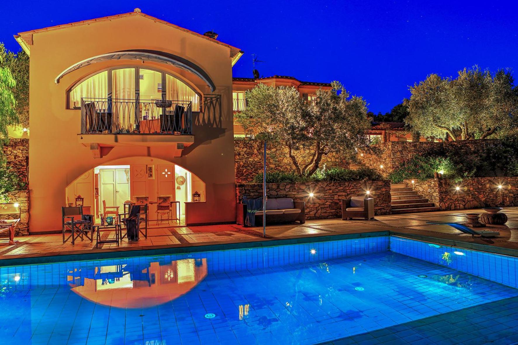 Villa Le Cave 12, Emma Villas
