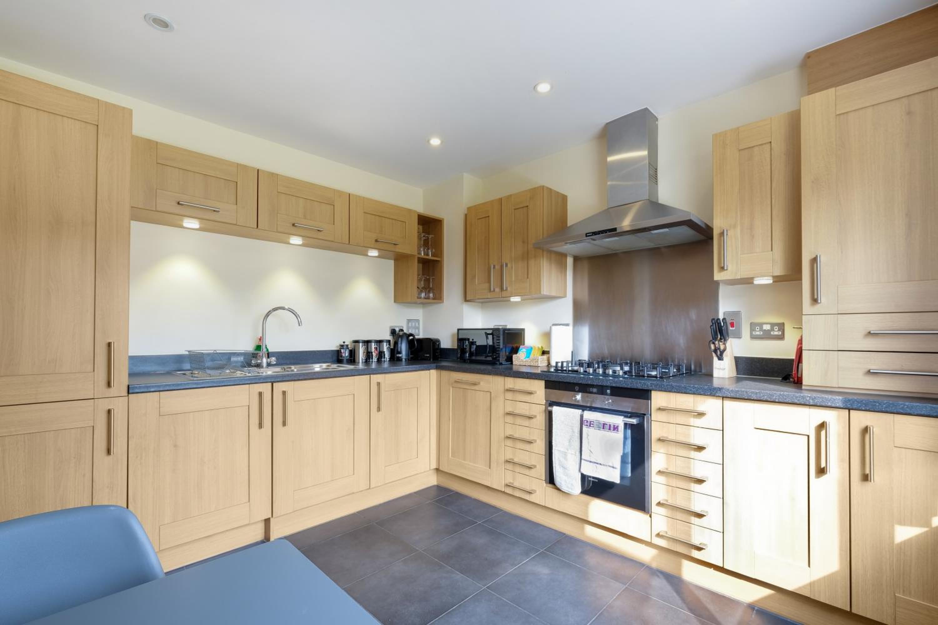 London Heathrow Living Holywell Serviced Houses - 3 and 4 bedrooms By 360stays, photo 13