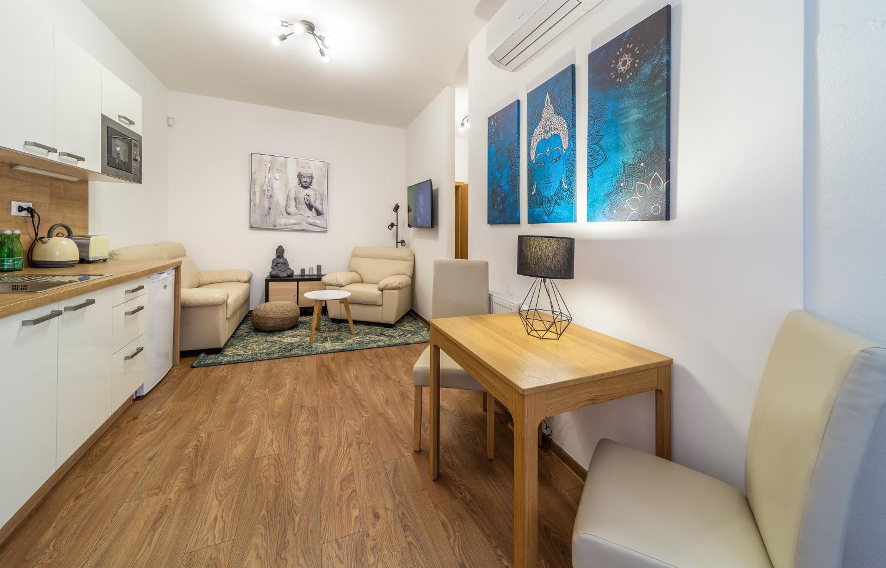Aviatik apartments