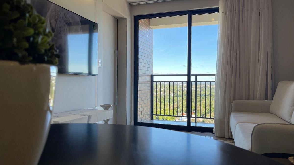 Studio no último andar no CENTRO de FOZ com vista para o rio Paraná