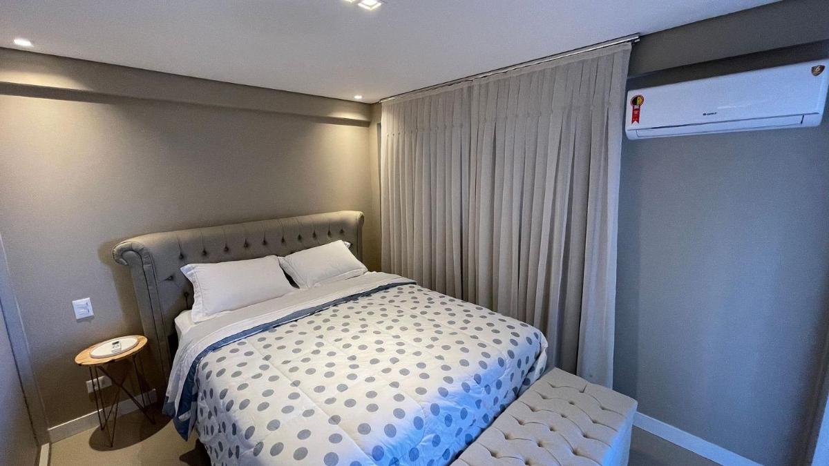 Studio no último andar no CENTRO de FOZ com vista para o rio Paraná