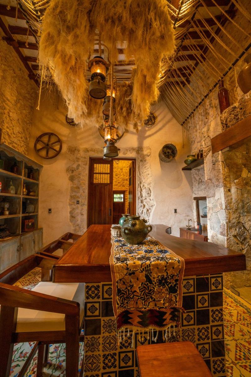 Hotel La Casa del Encomendero - Image 1