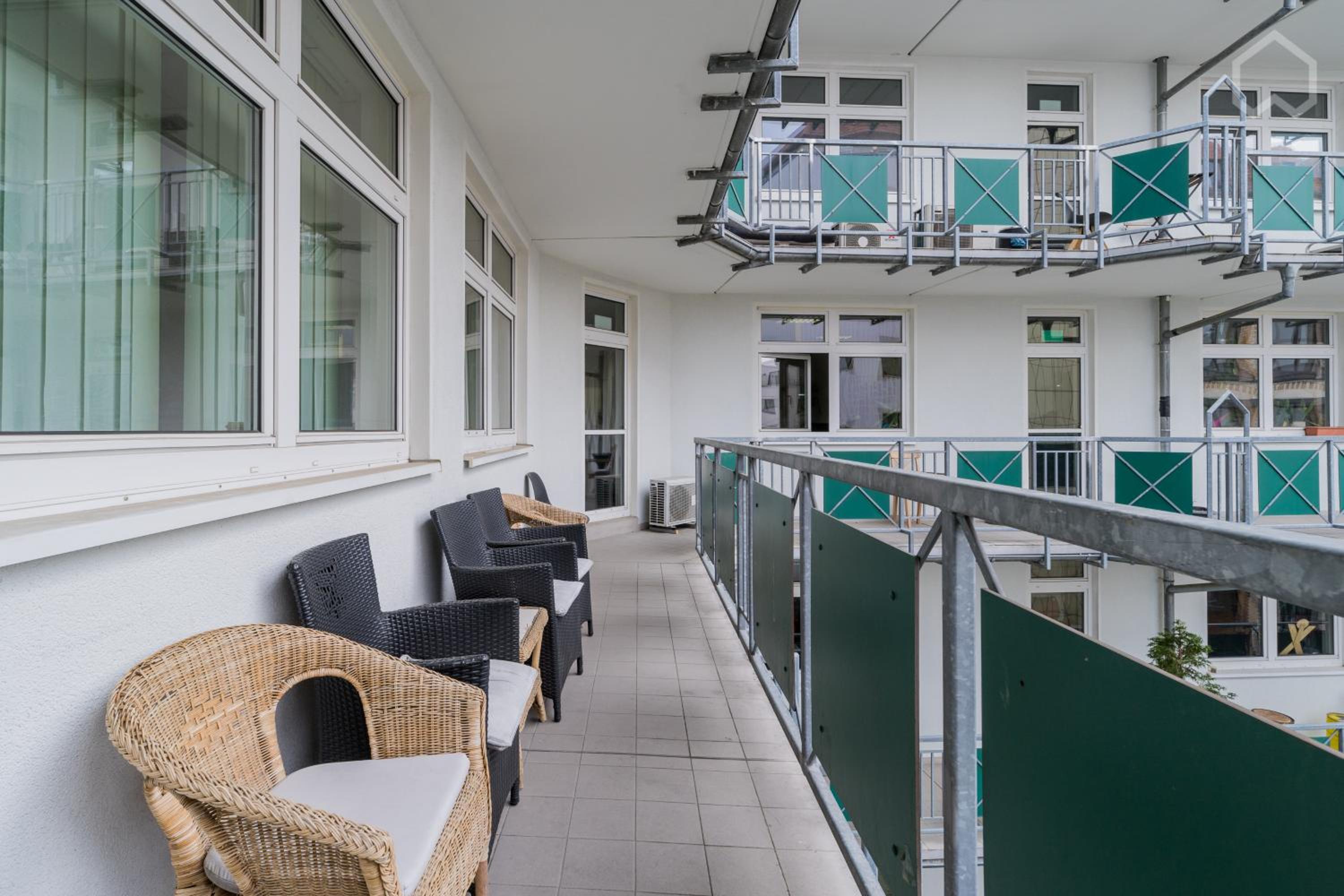 Spacious and modern furnished apartment for 10 guests