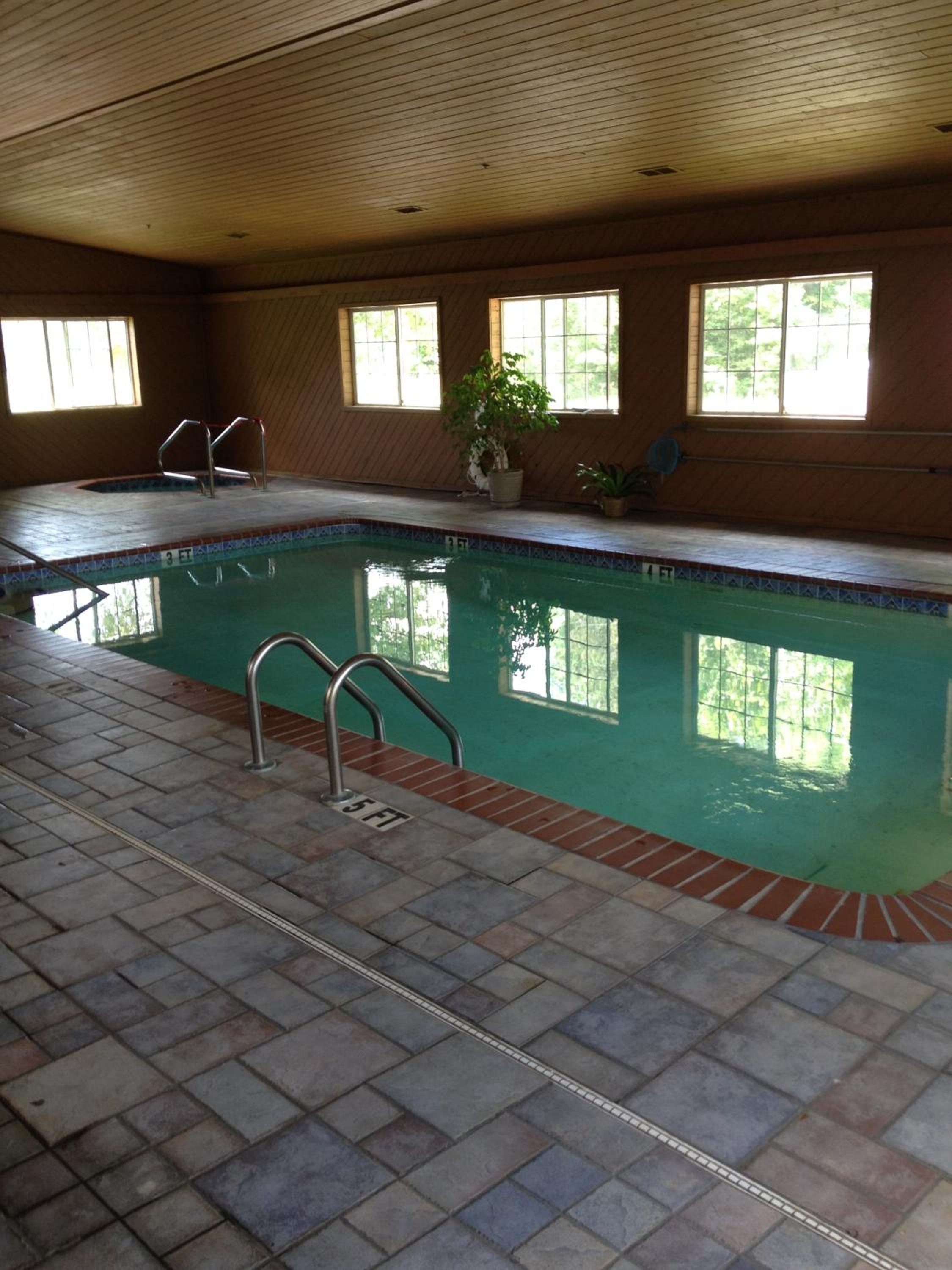 Hunter Lodge - Property Image 3