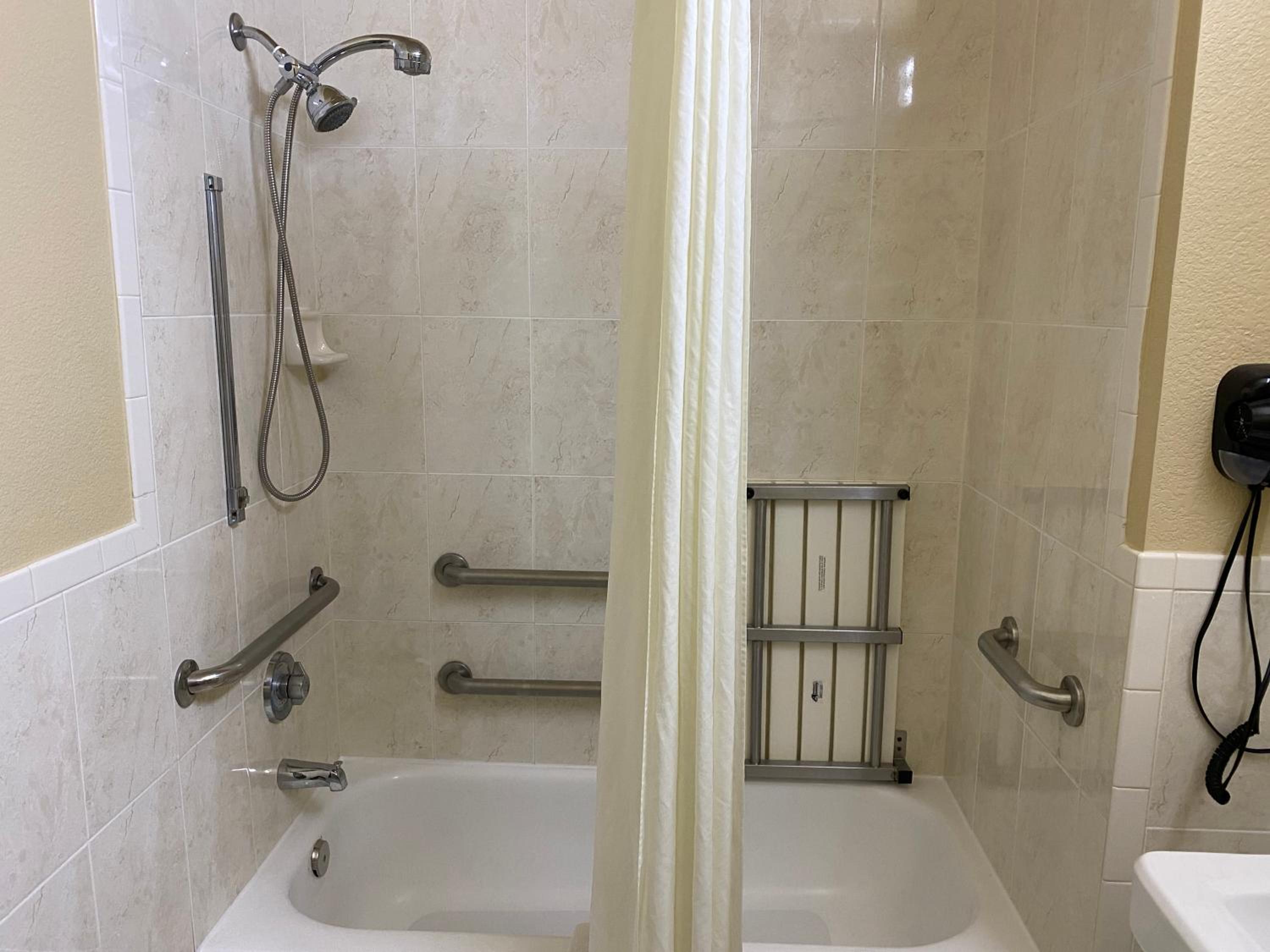 Red Lion Inn Suites IAH Airport East - Property Image 27