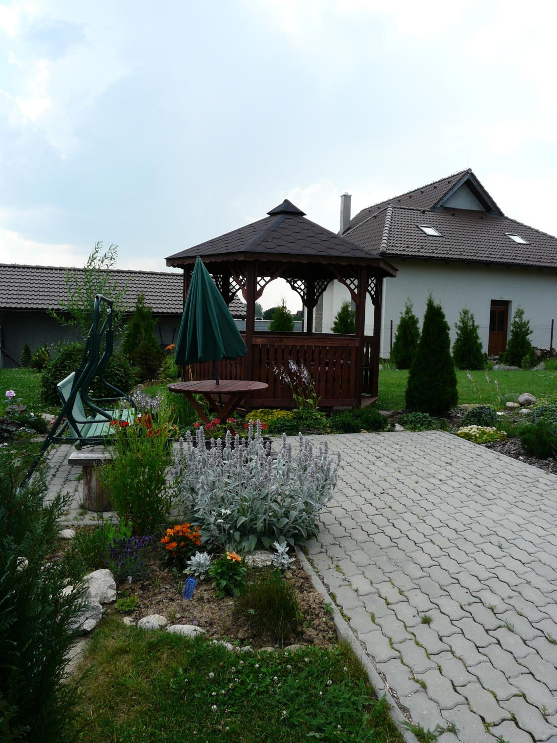 Photo 11