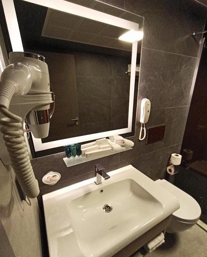 Days Hotel by Wyndham Ankara Cankaya - Image 100