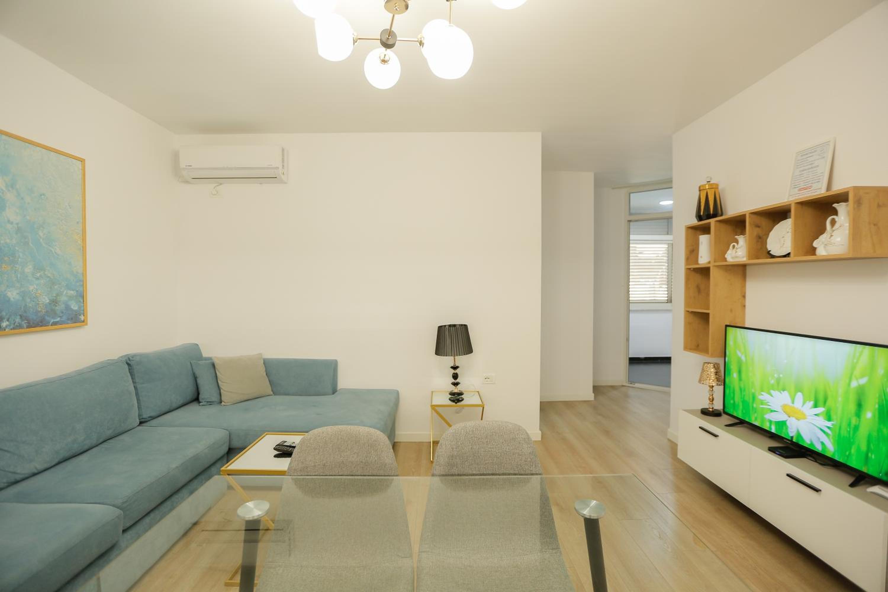 Miku Apartment-Premium 2BD At Wilson Square