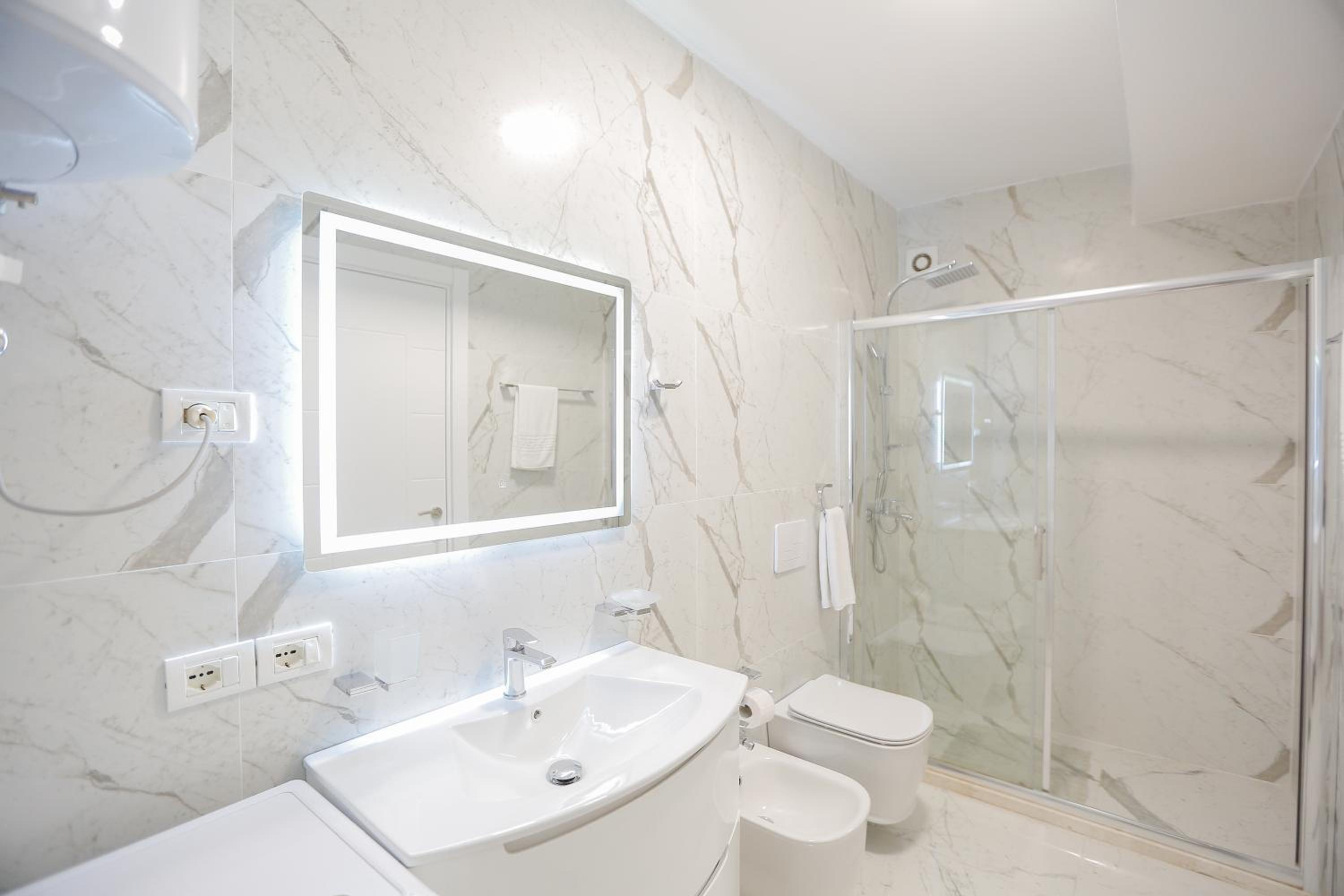 Miku Apartment-Premium 2BD At Wilson Square