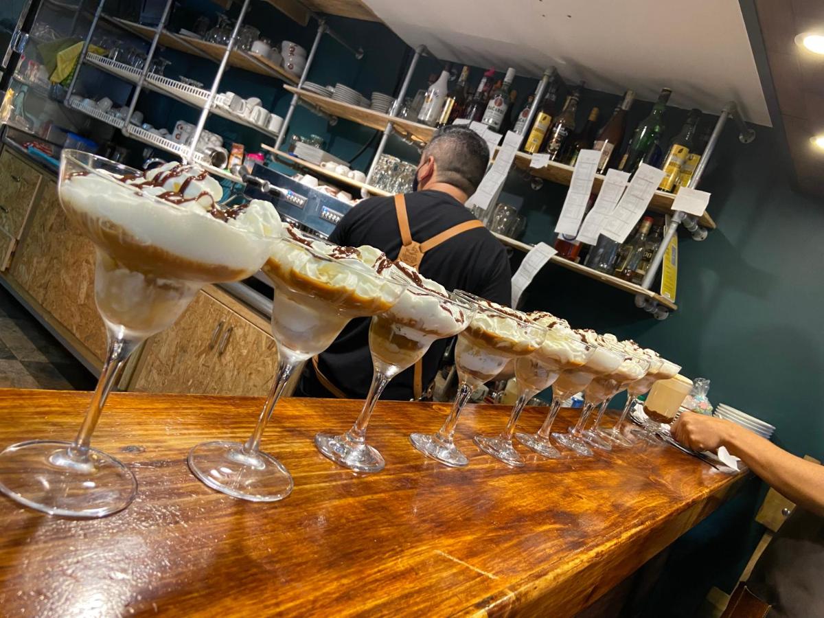 bar
