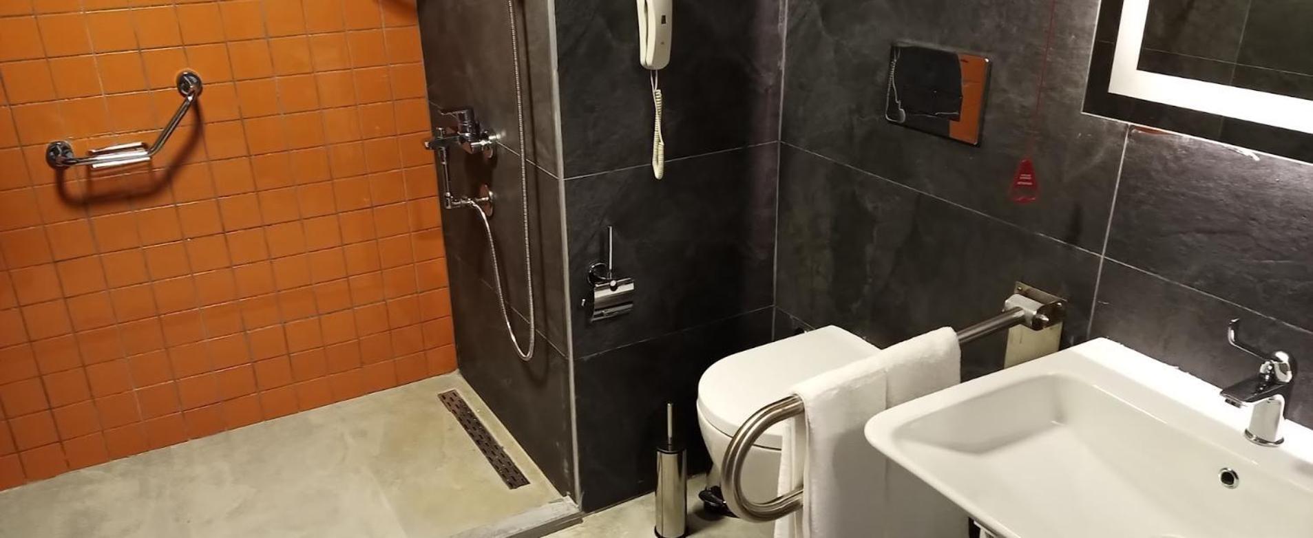 Days Hotel by Wyndham Ankara Cankaya - Image 26