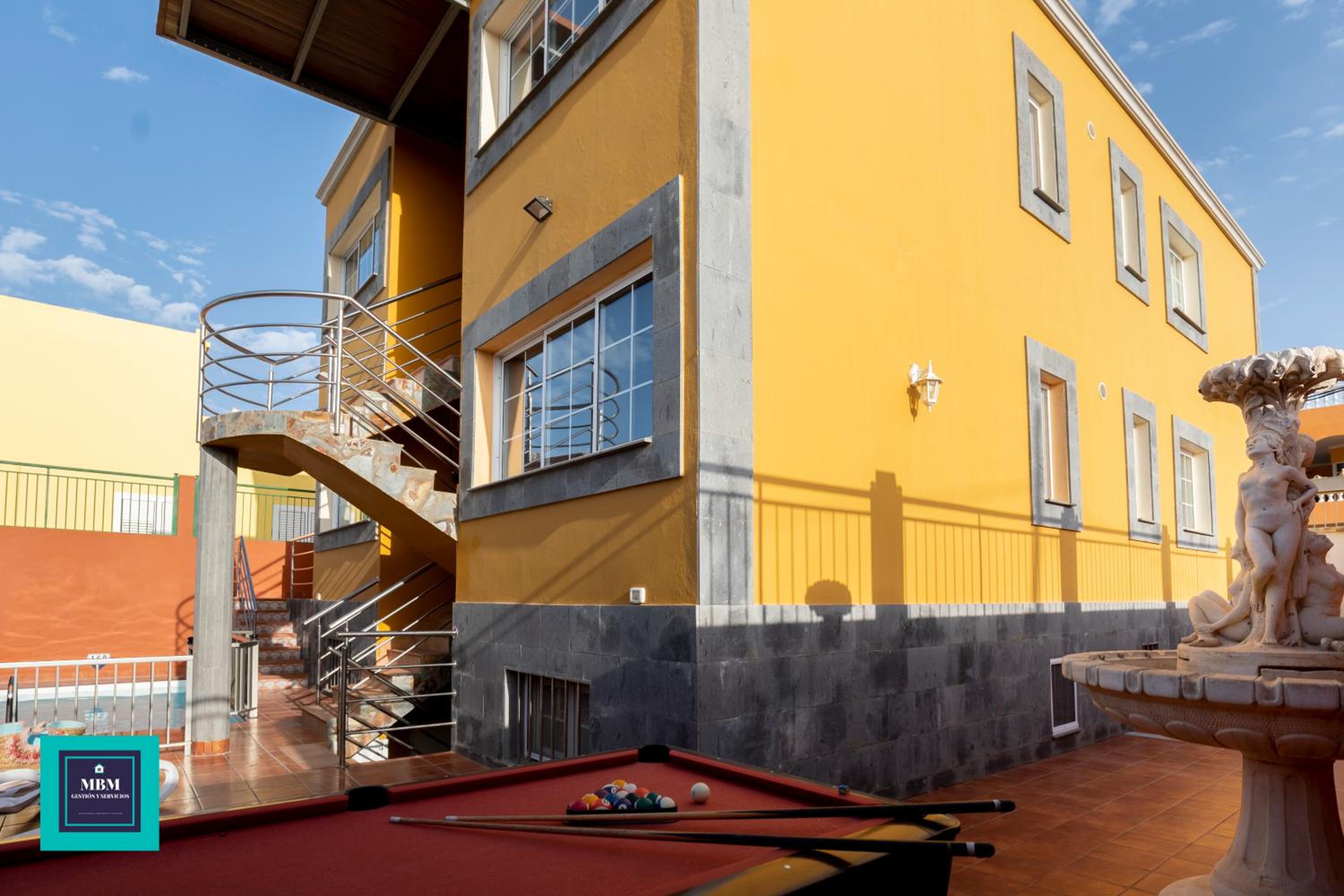 Pino Apartment, Montaña La Data