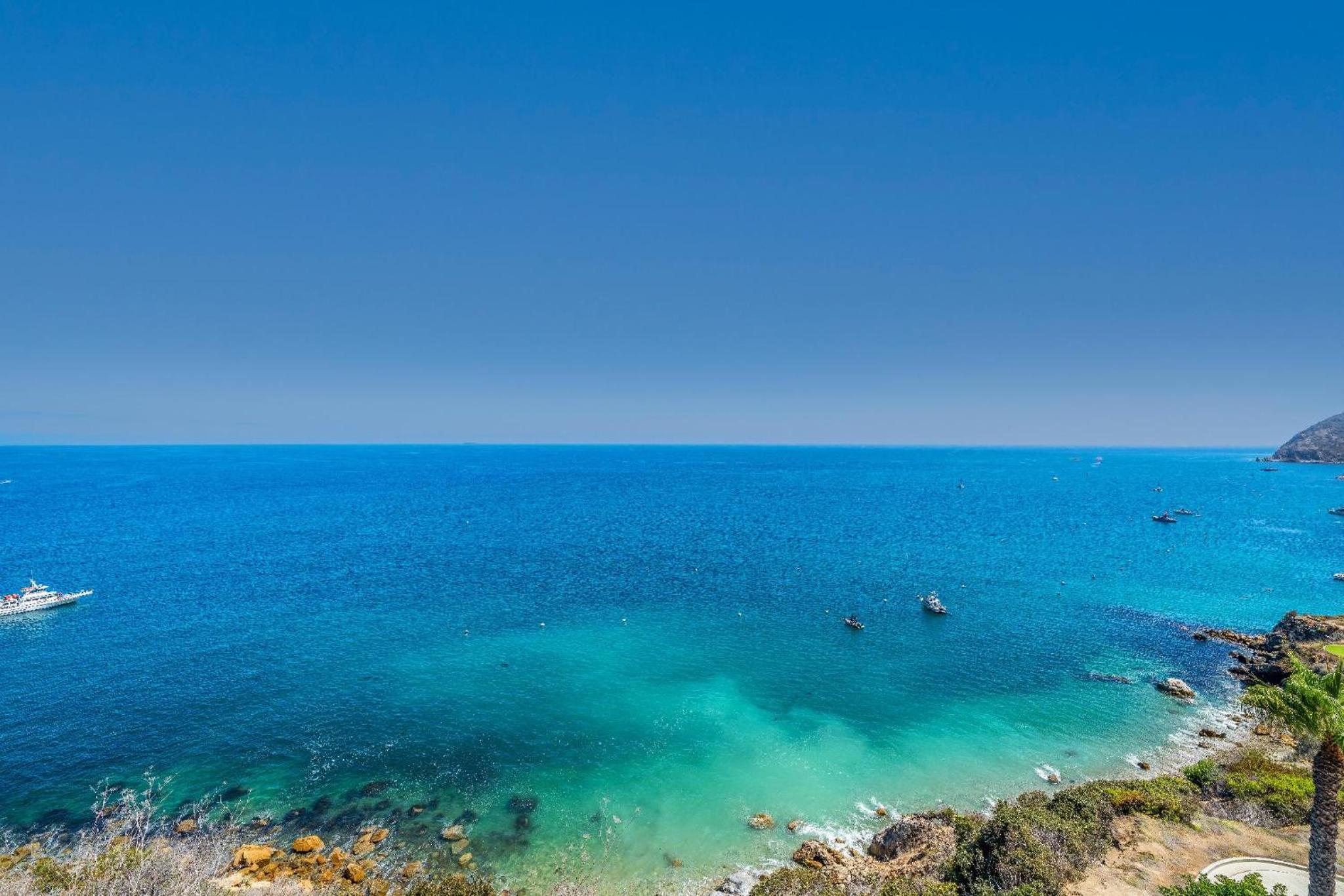 Gorgeous Oceanfront villa with panoramic views