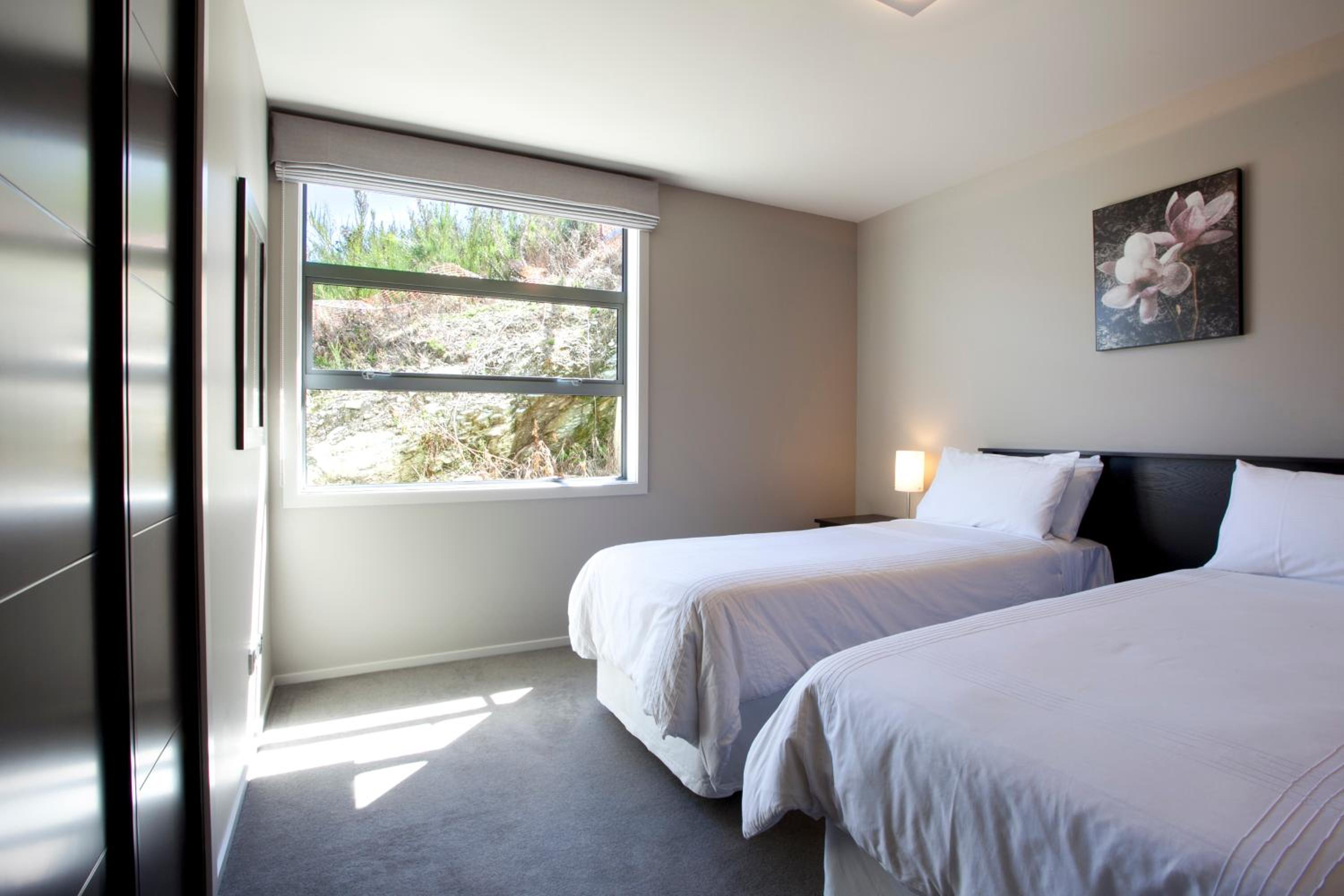 Hawaiki by Sotheby's Luxury Rental Homes