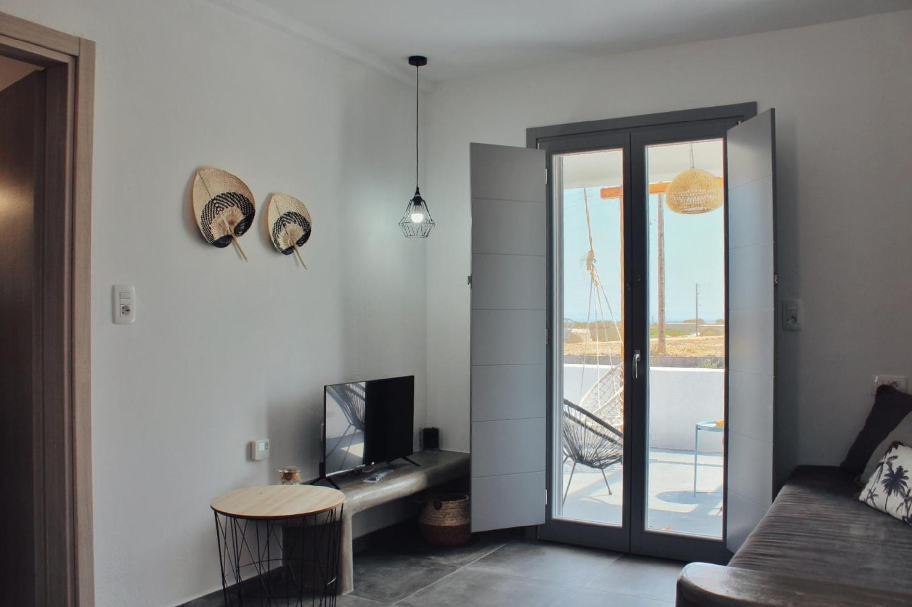 Aeron Suites