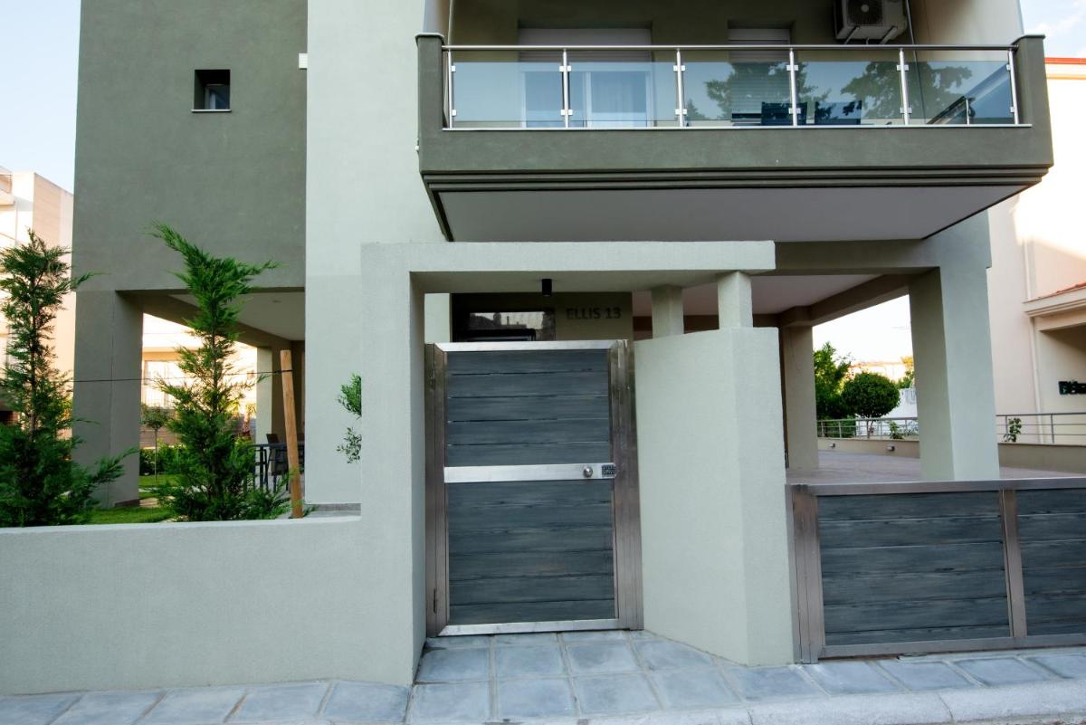 OLIVE 203 photo 2