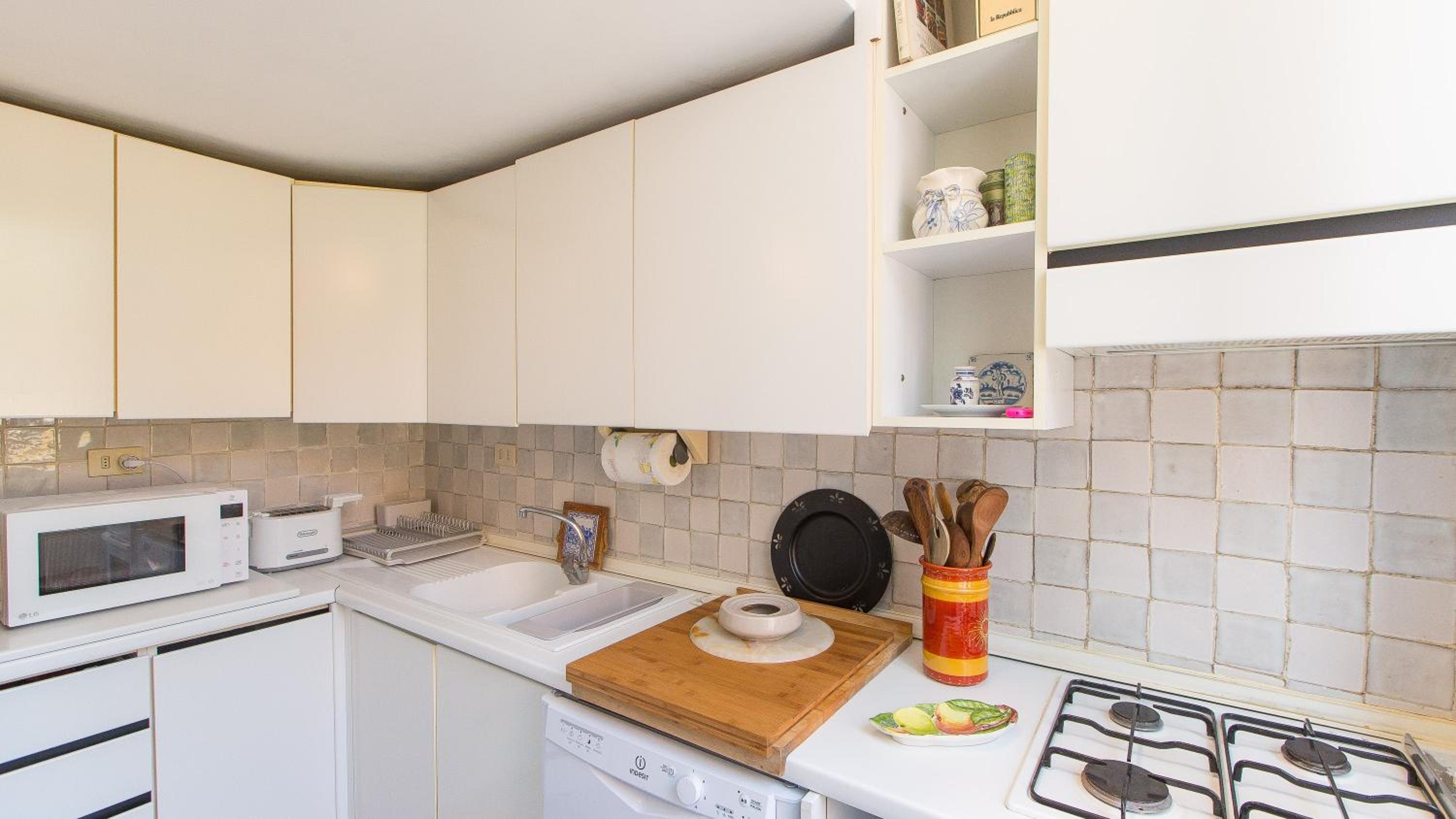 Monti Flat Rental in Rome