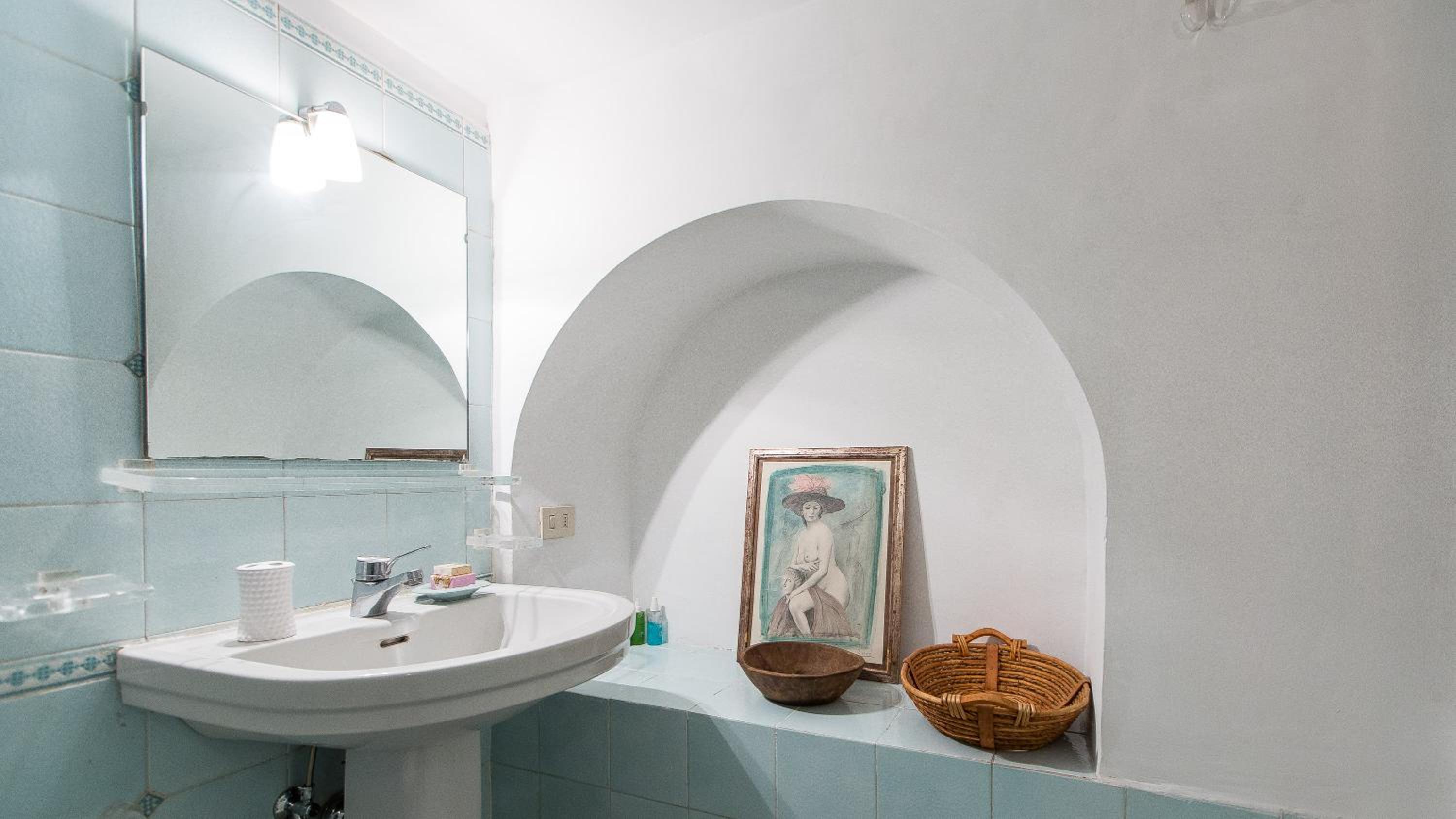 Monti Flat Rental in Rome