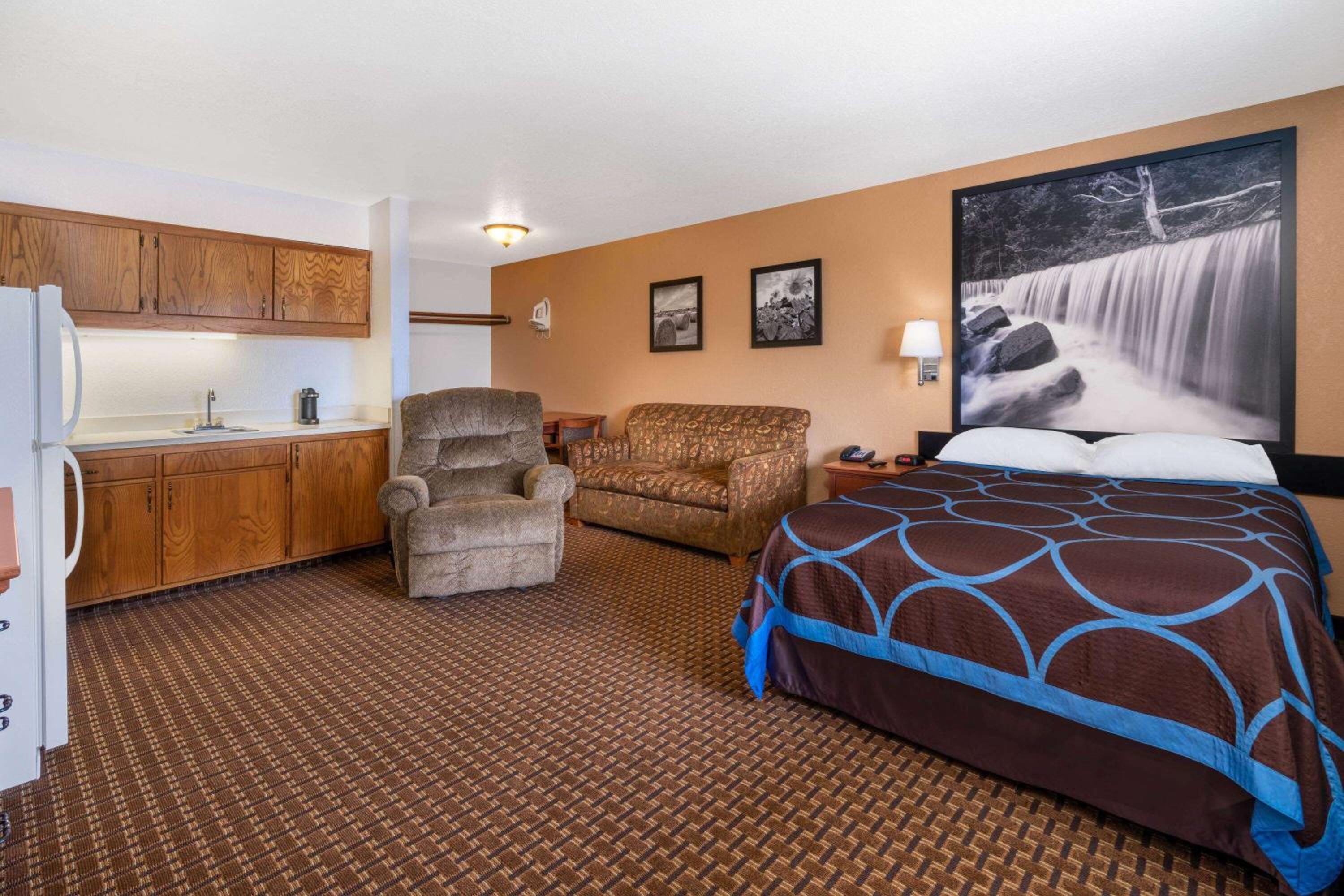 Super 8 by Wyndham Goodland