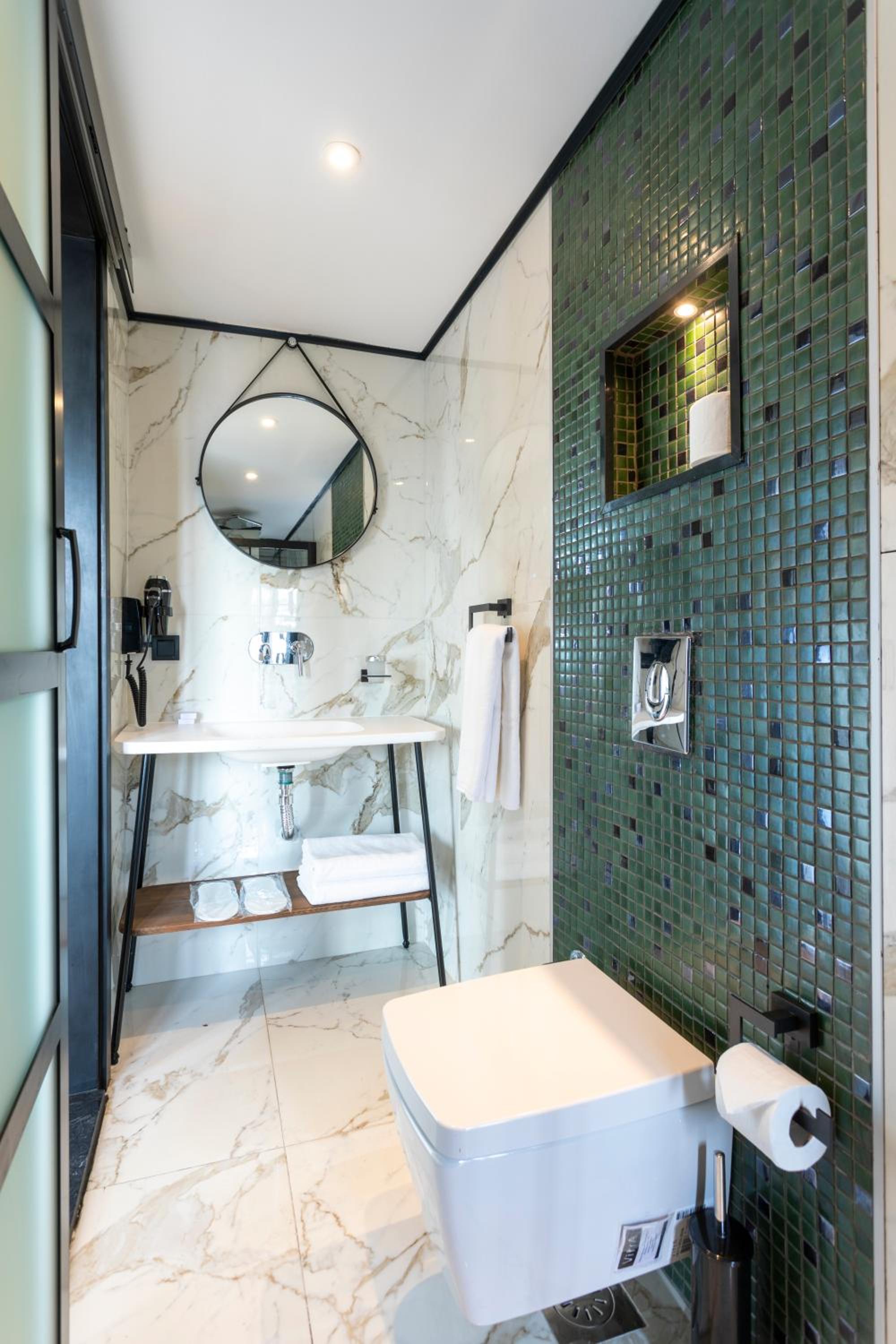 Fragments Otel - Image 13