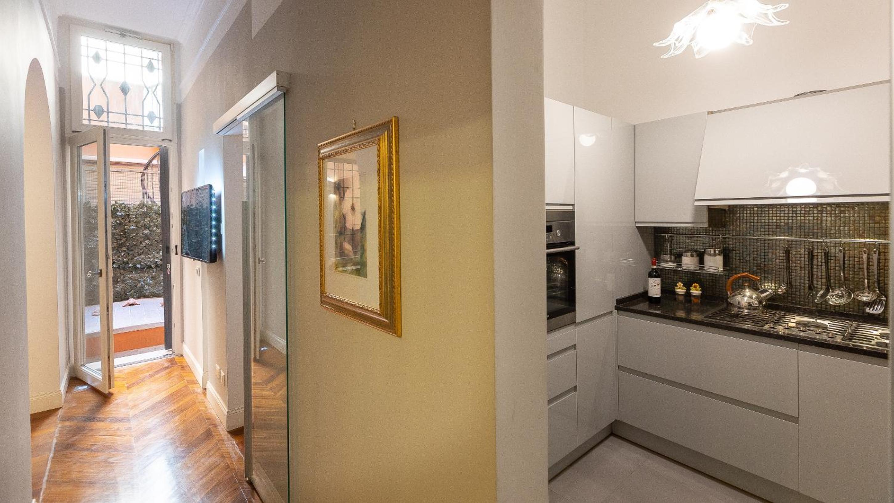 Gregoriana Luxury Rental in Rome