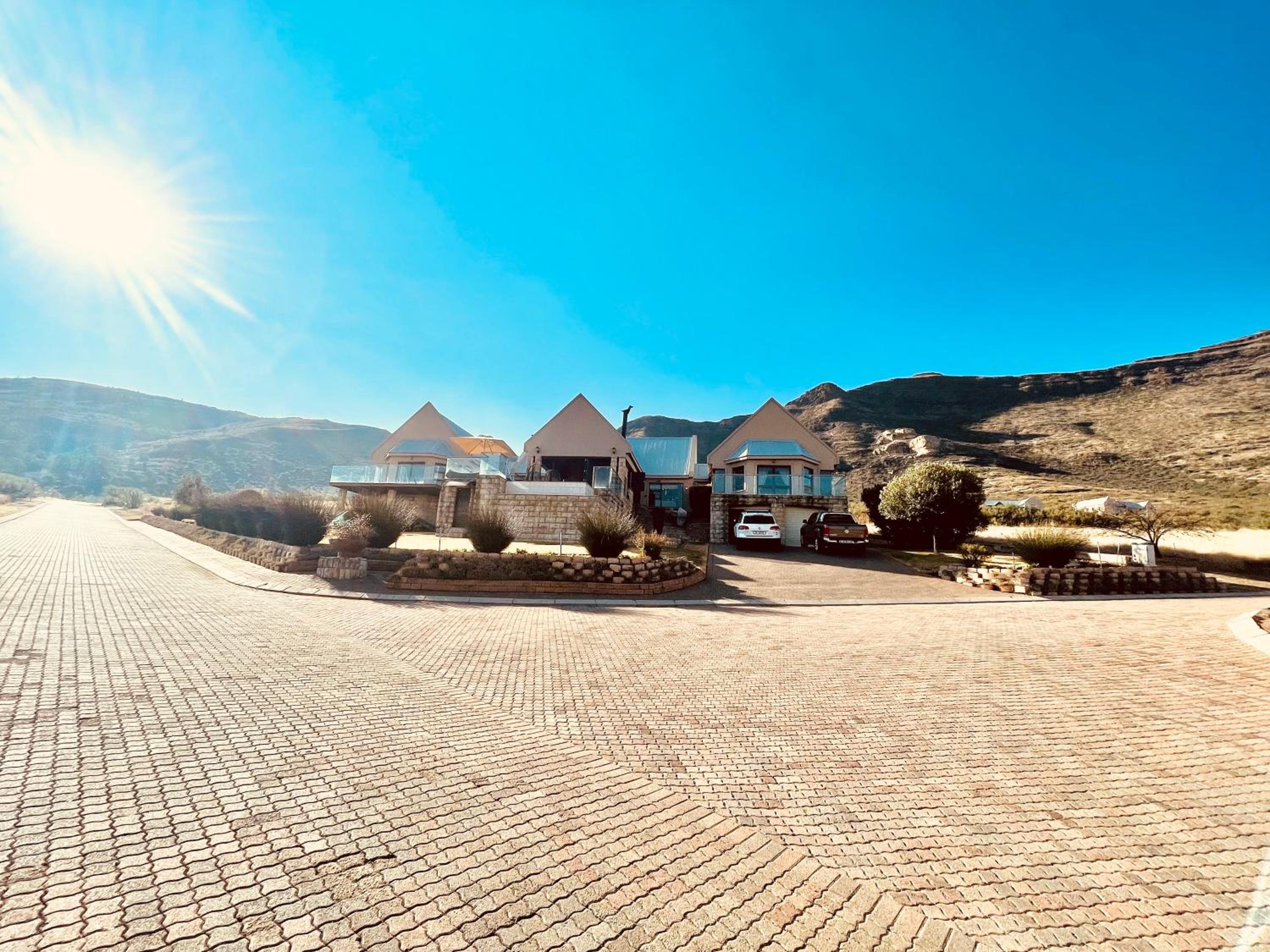 Clarens Grand Villa view 3