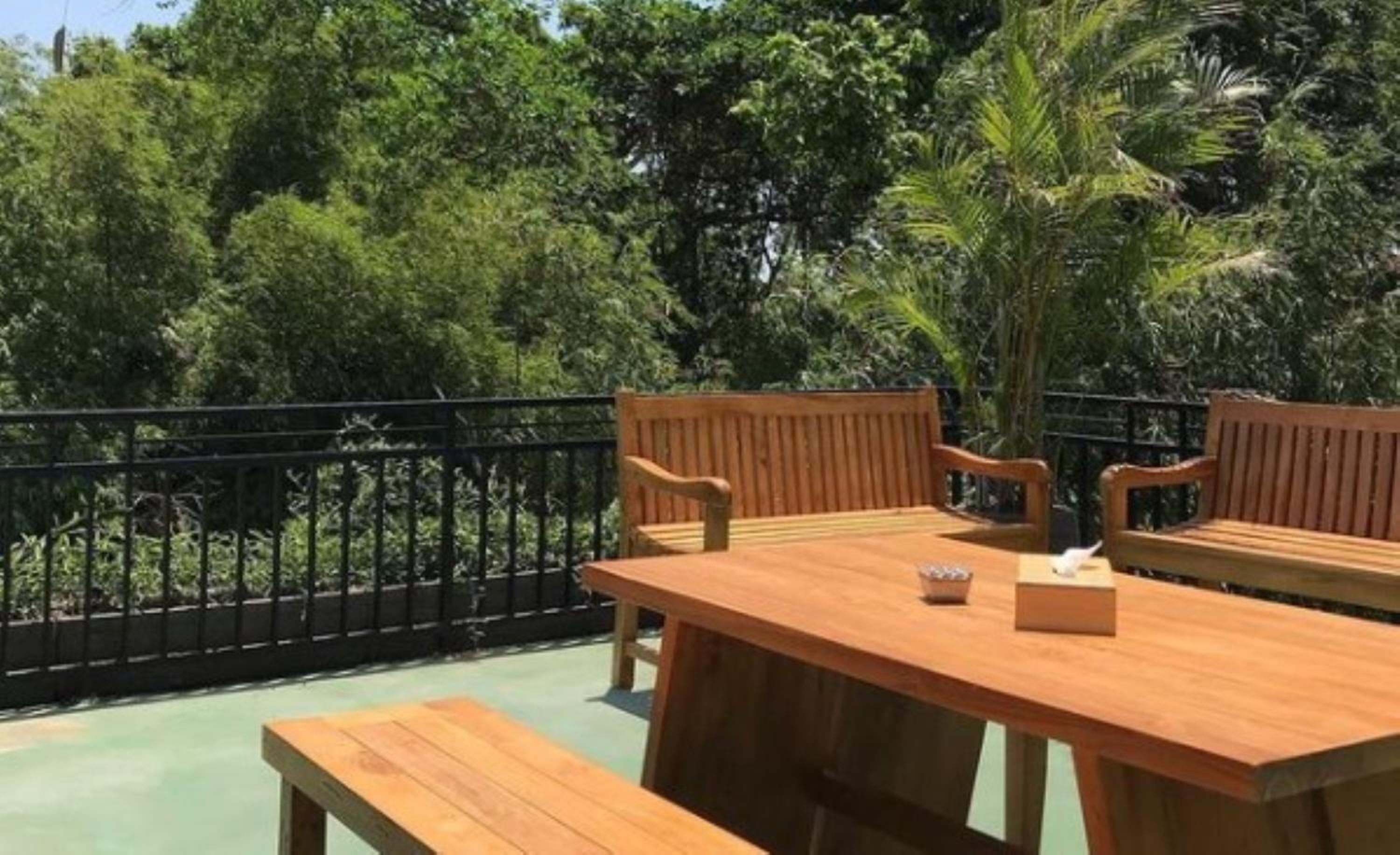 Hotel Asanaya Suites - Image 1