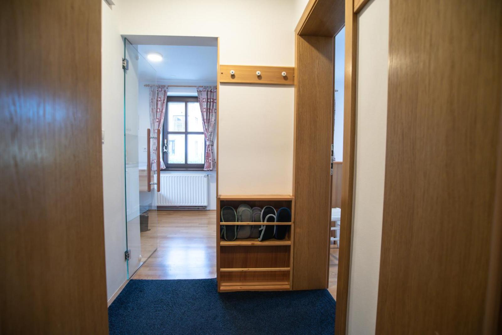 Apartment Hribovc with atrium and free parking