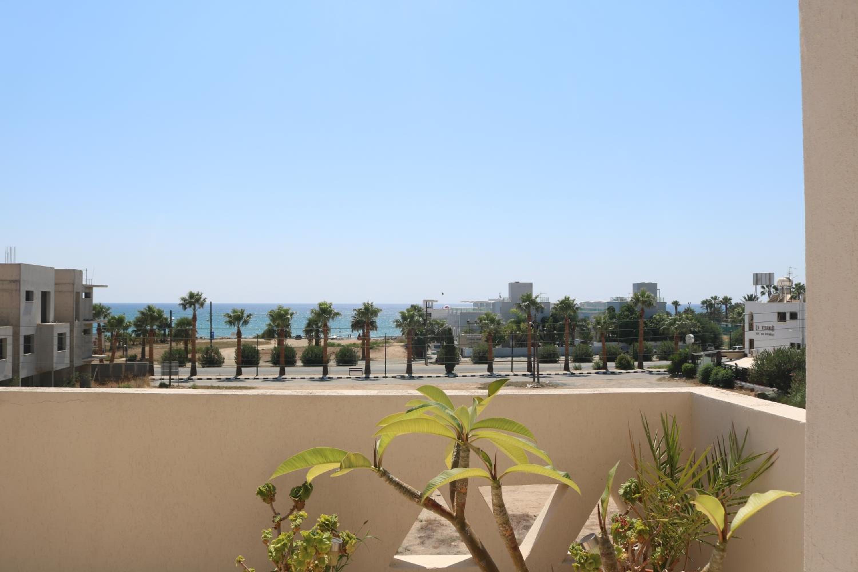 Hotel Ria Beach Sea View Apartment - Image 1