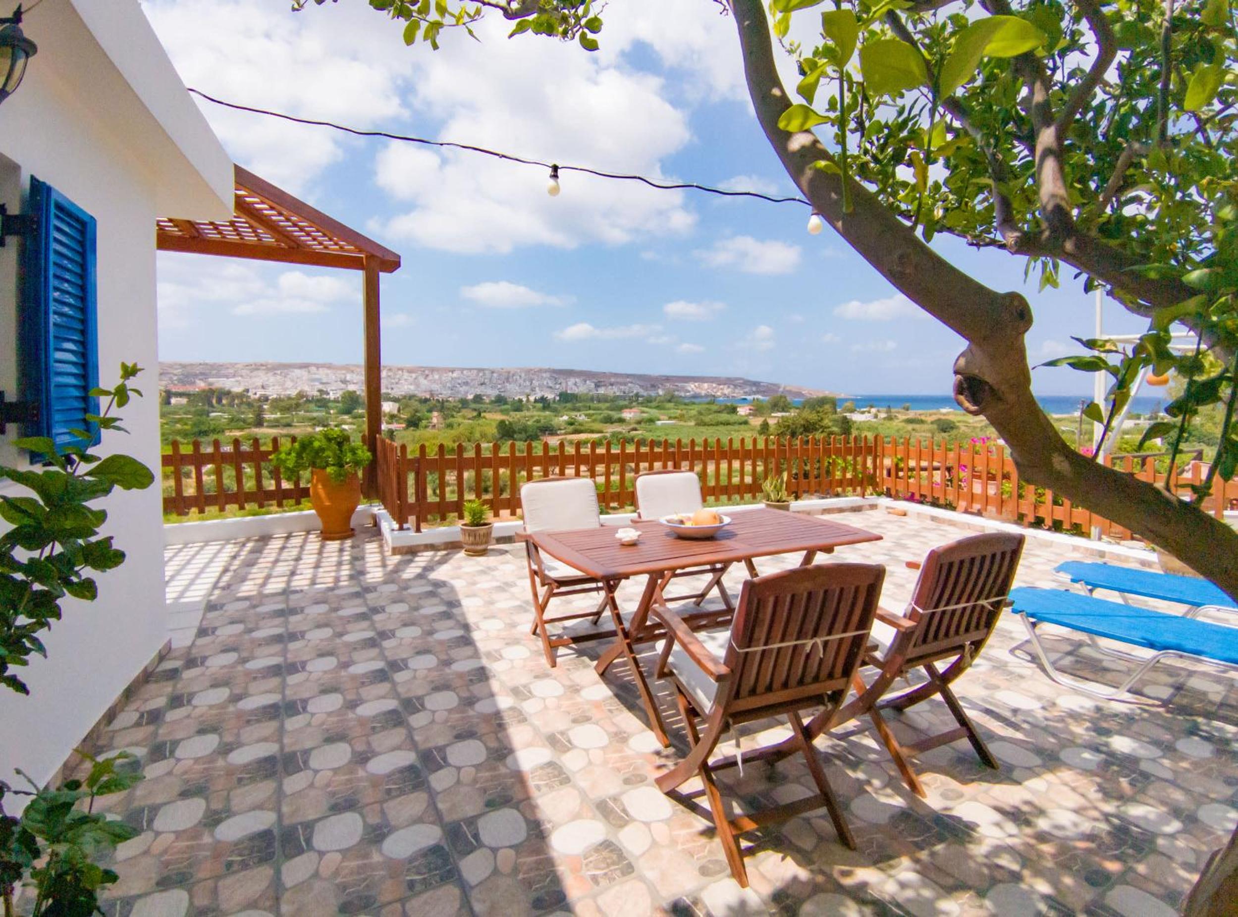 The Rock & The Lemon Tree view 4