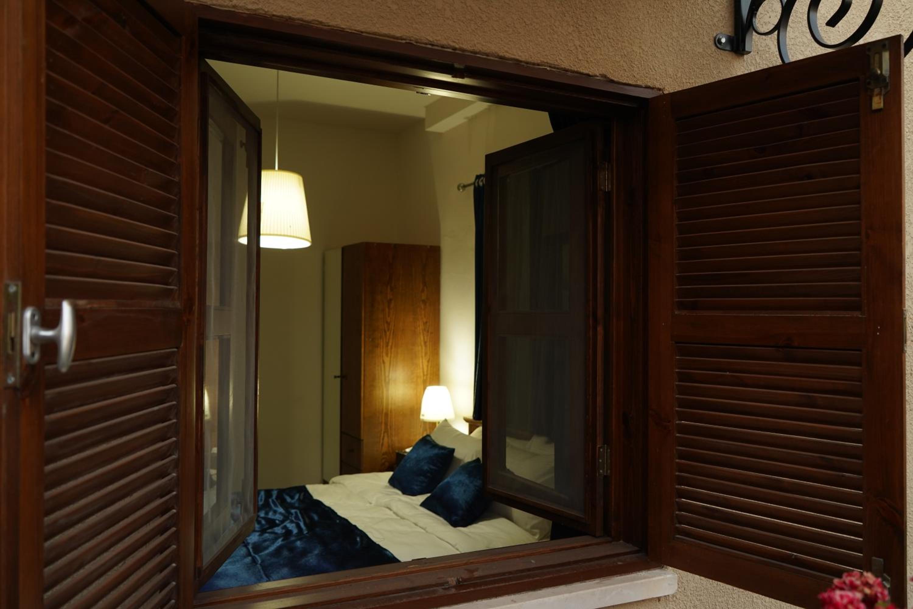 Photo 47