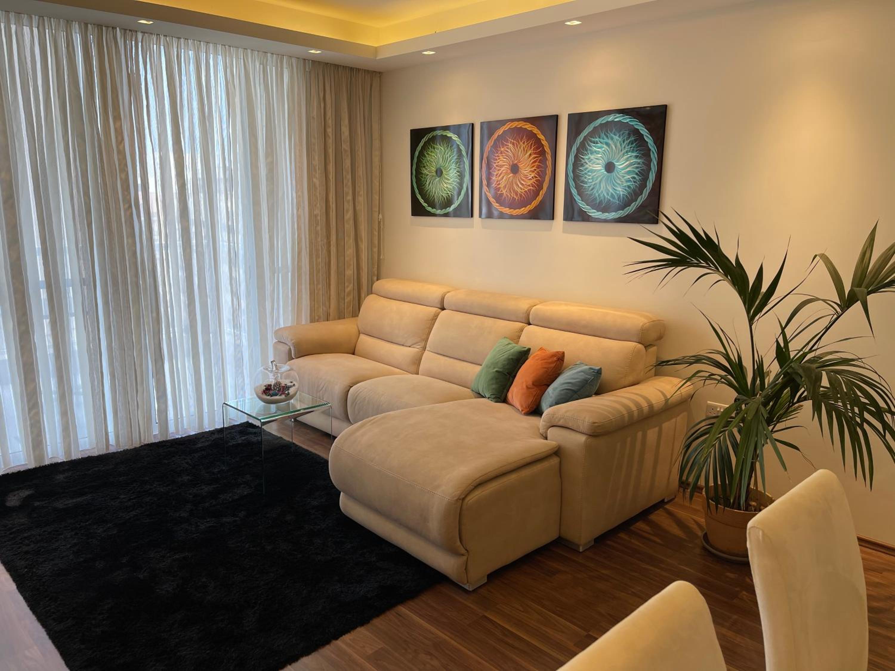 Modern Finished Apartment with natural light photo 4
