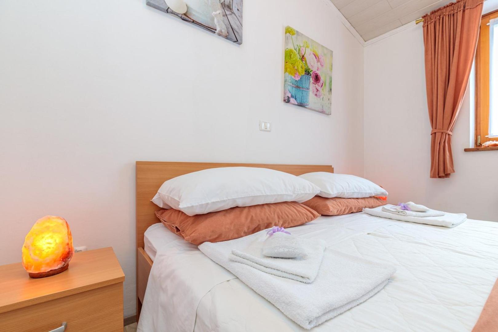 Apartments Sveti Leonard