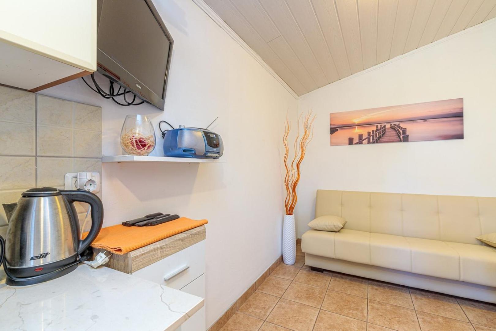 Apartments Sveti Leonard
